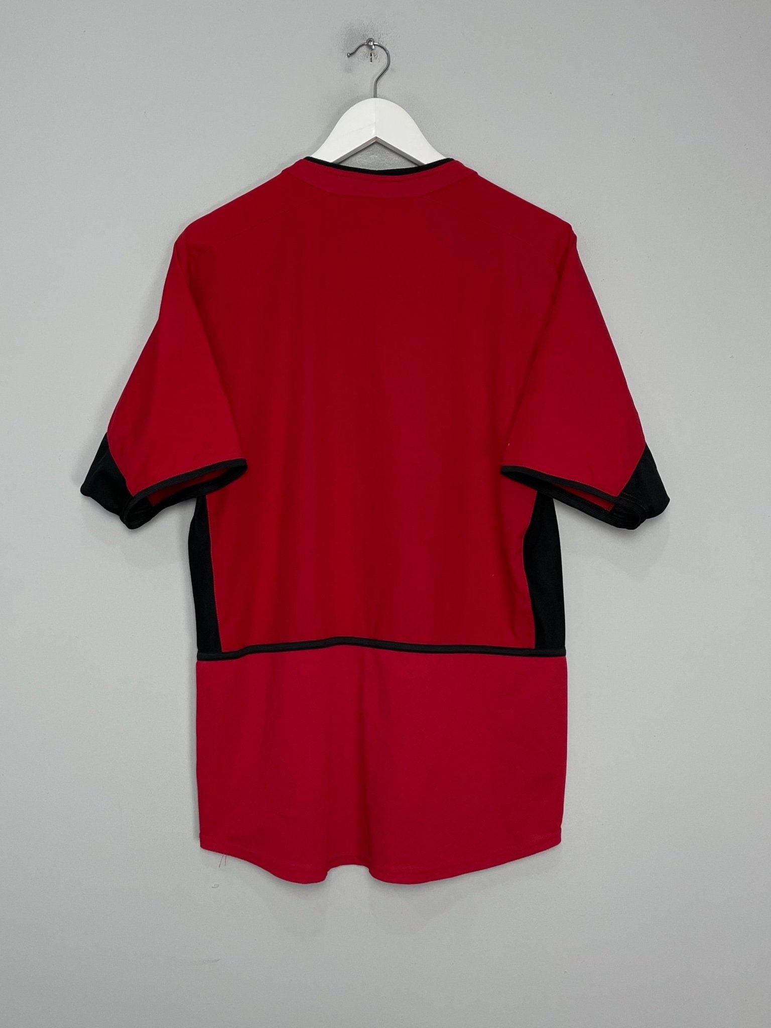Shop 2002/04 MANCHESTER UNITED HOME SHIRT (M) NIKE, classic football shirts, vintage football shirts & retro soccer jerseys at Cult Kits