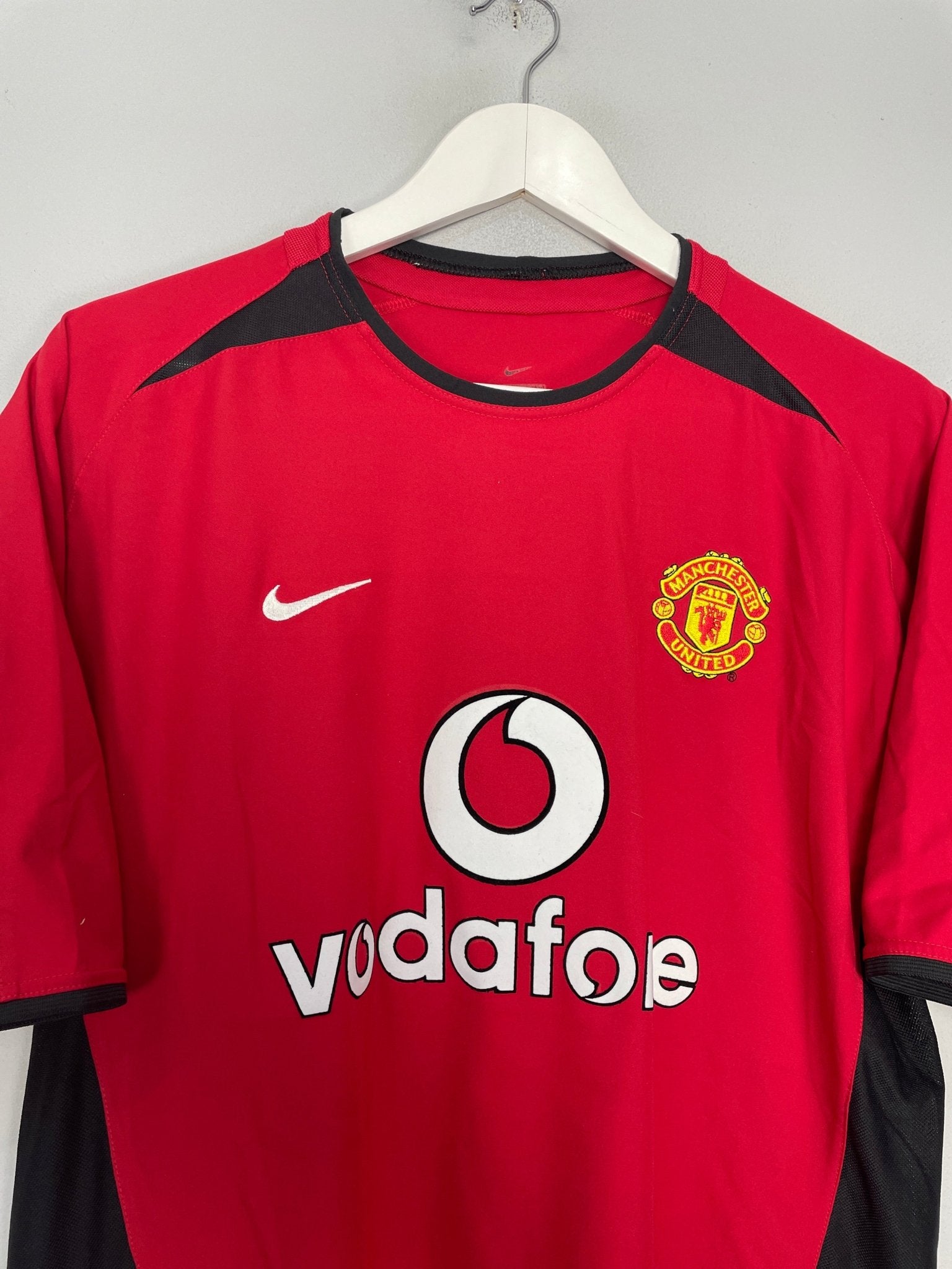 Shop 2002/04 MANCHESTER UNITED HOME SHIRT (M) NIKE, classic football shirts, vintage football shirts & retro soccer jerseys at Cult Kits