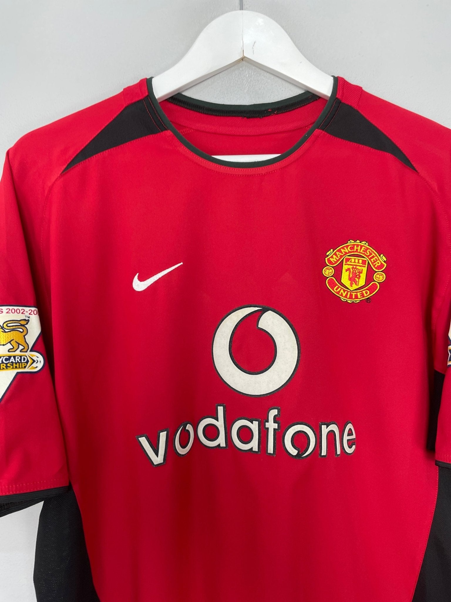 Shop 2002/04 MANCHESTER UNITED KEANE #16 HOME SHIRT (M) NIKE, classic football shirts, vintage football shirts & retro soccer jerseys at Cult Kits