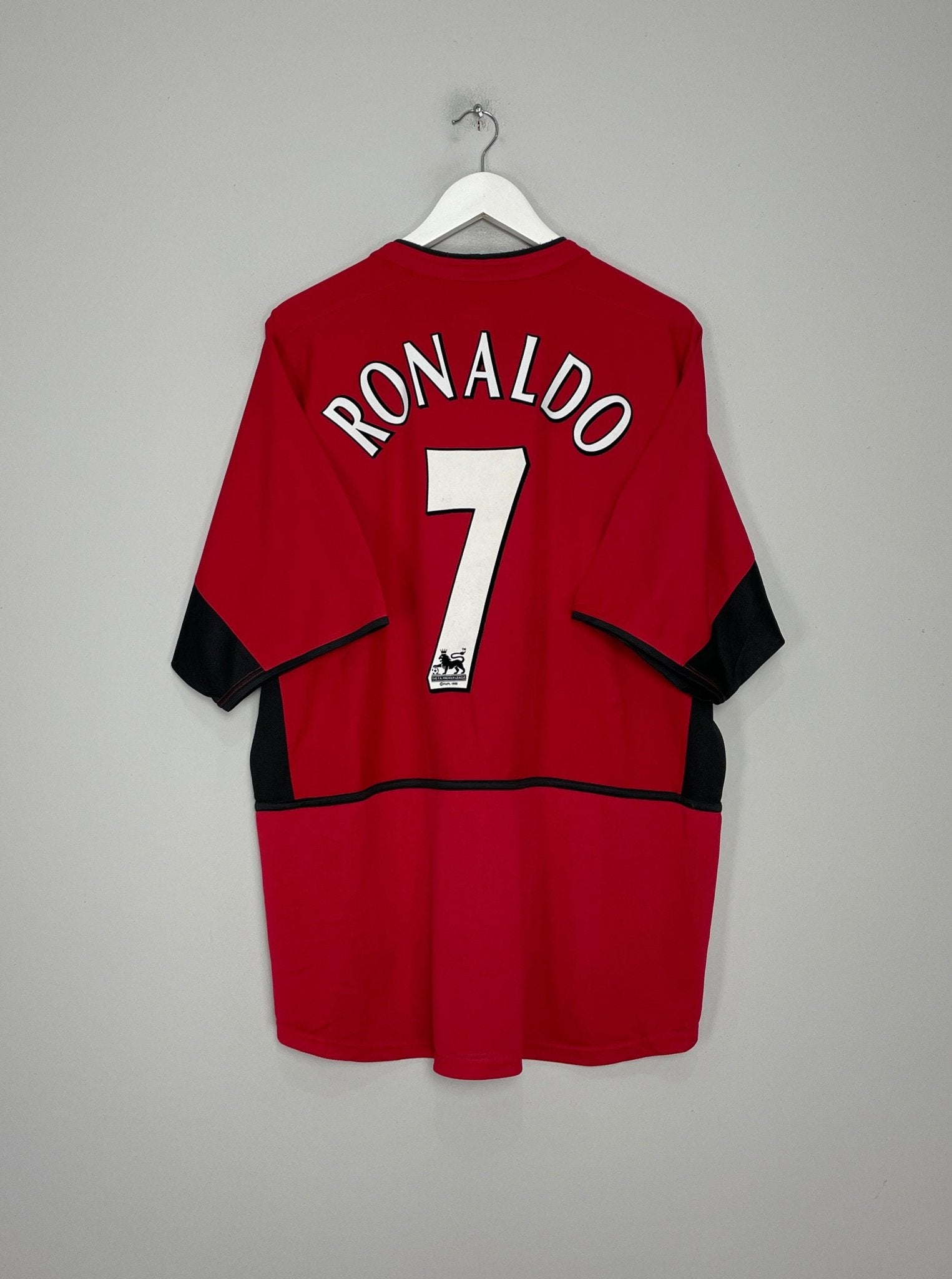 Shop 2002/04 MANCHESTER UNITED RONALDO #7 HOME SHIRT (XL) NIKE, classic football shirts, vintage football shirts & retro soccer jerseys at Cult Kits