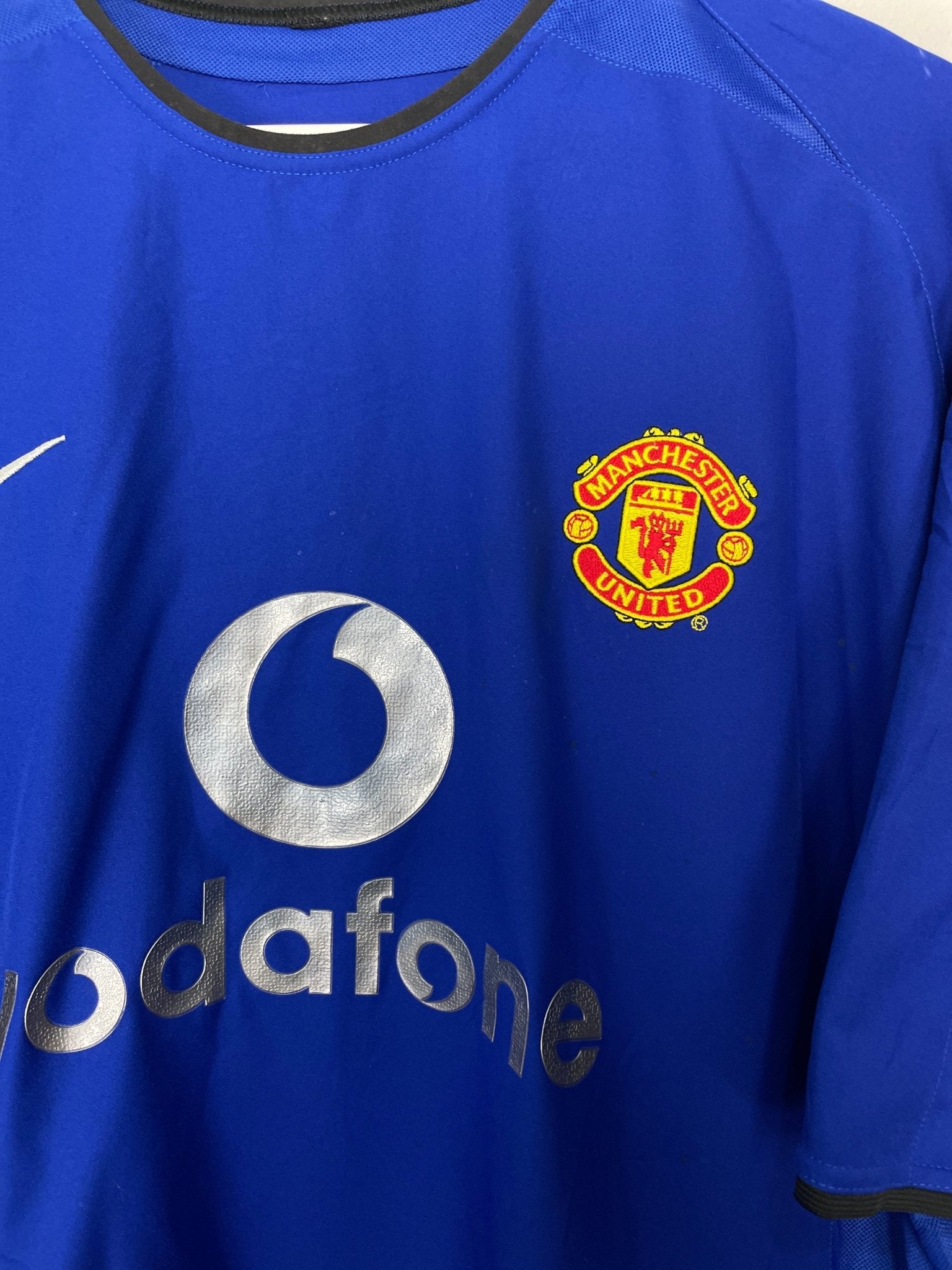 Shop 2002/04 MANCHESTER UNITED V.NISTELROOY #10 AWAY SHIRT (XL) NIKE, classic football shirts, vintage football shirts & retro soccer jerseys at Cult Kits
