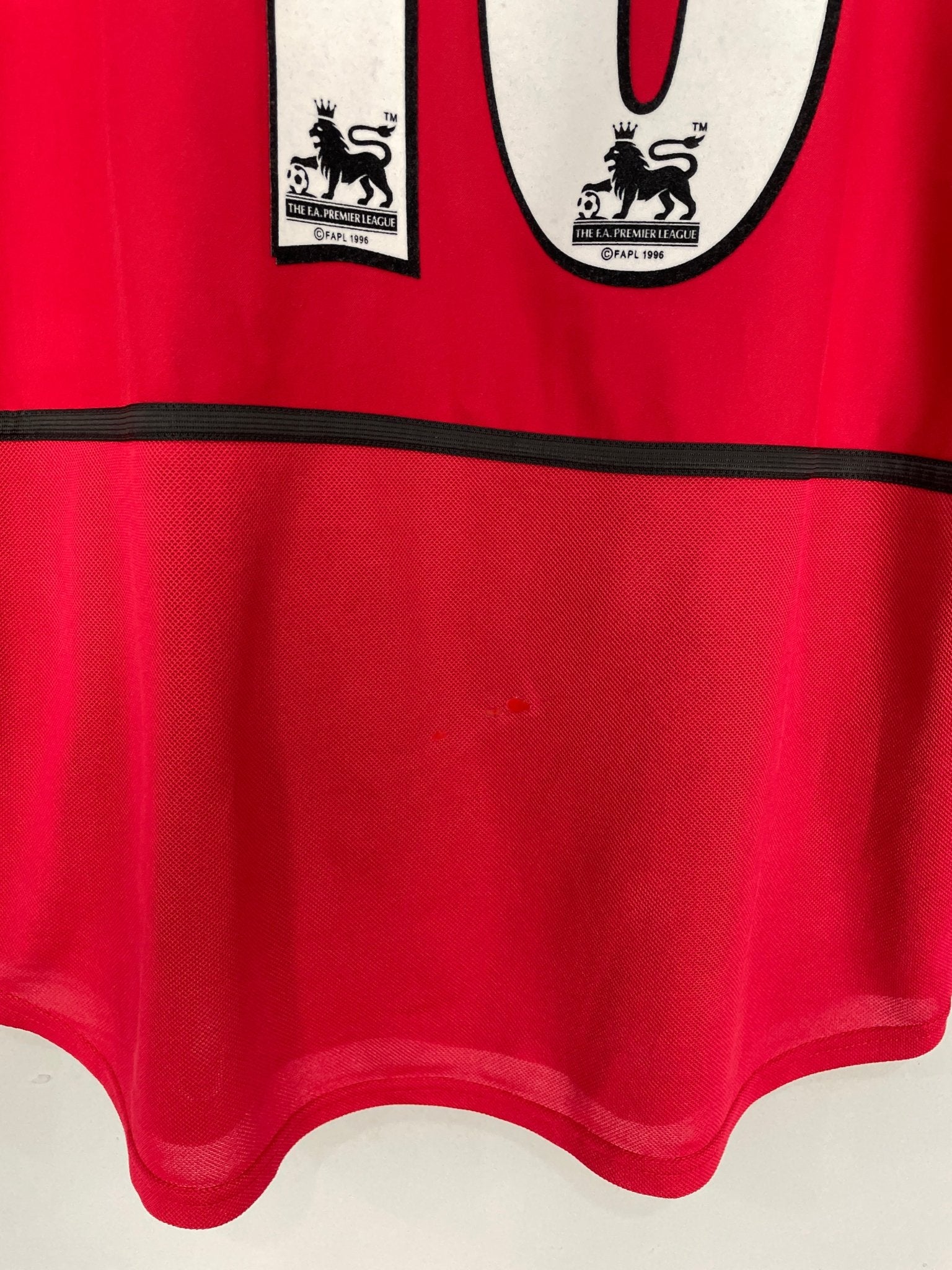 Shop 2002/04 MANCHESTER UNITED V.NISTELROOY #10 L/S HOME SHIRT (M) NIKE, classic football shirts, vintage football shirts & retro soccer jerseys at Cult Kits
