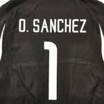 Buy 2002/04 Mexico O.Sanchez 1 GK Shirt (M) Nike ~ Free worldwide shipping ~ Authentic Vintage Football Shirts from Cult Kits
