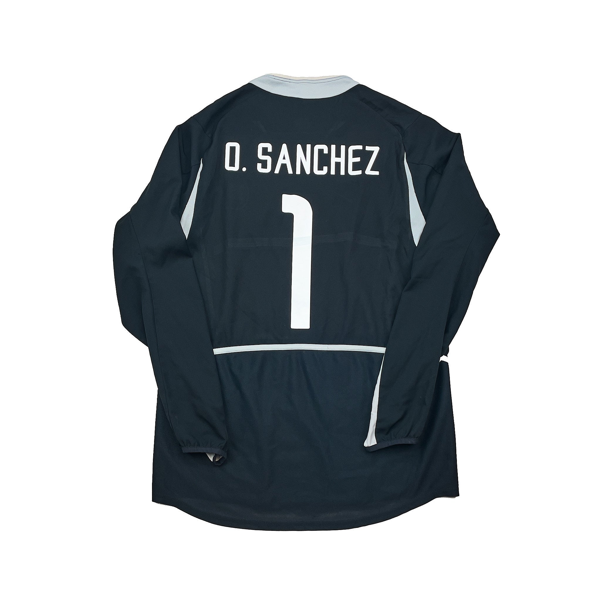 Buy 2002/04 Mexico O.Sanchez 1 GK Shirt (M) Nike ~ Free worldwide shipping ~ Authentic Vintage Football Shirts from Cult Kits