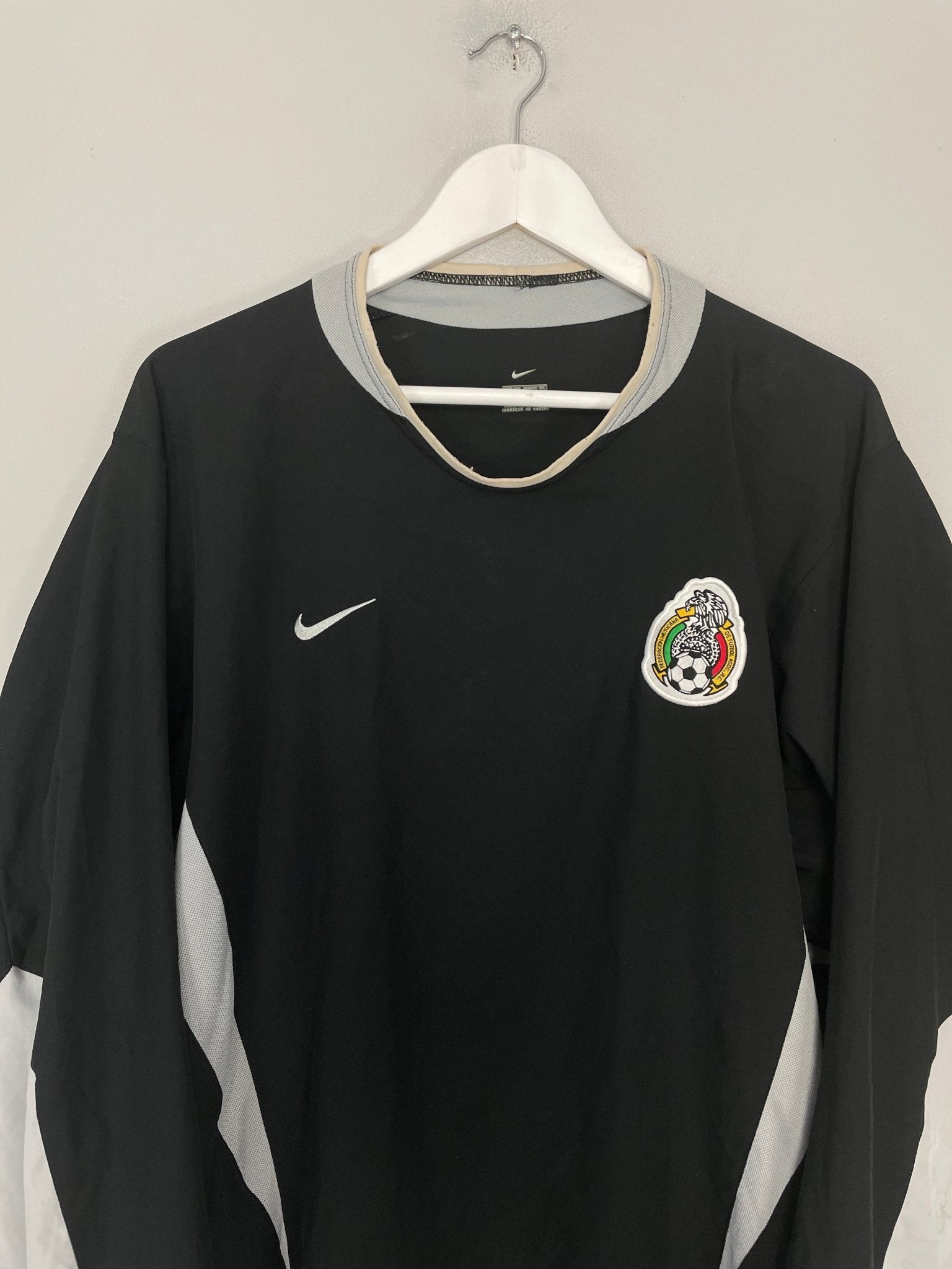 Shop 2002/04 MEXICO *SIGNED* GK SHIRT (XXL) NIKE, classic football shirts, vintage football shirts & retro soccer jerseys at Cult Kits
