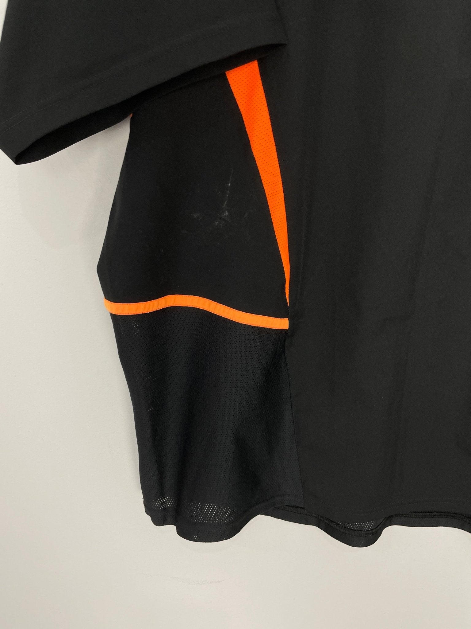 Shop 2002/04 NETHERLANDS AWAY SHIRT (XL) NIKE, classic football shirts, vintage football shirts & retro soccer jerseys at Cult Kits