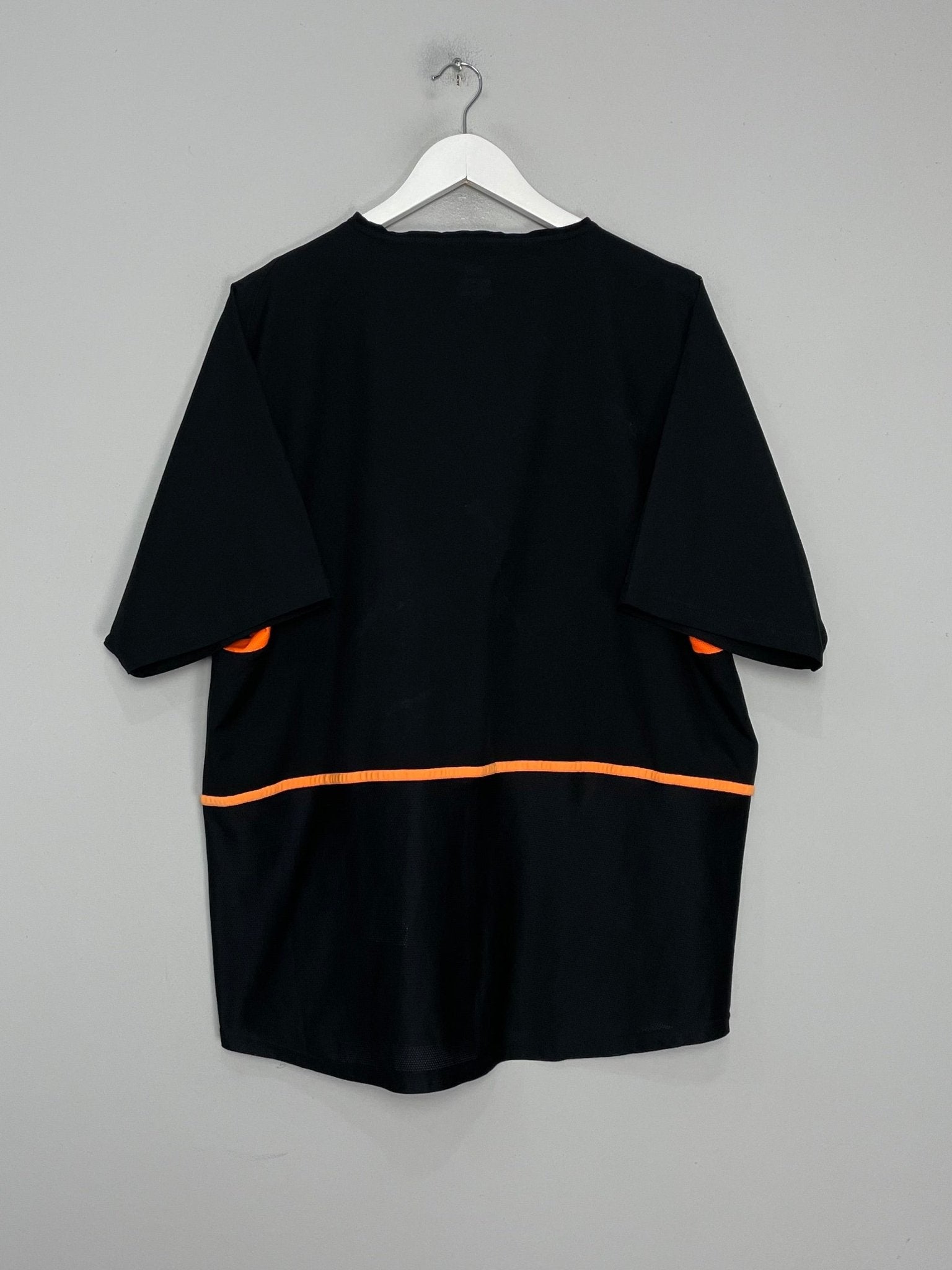 Shop 2002/04 NETHERLANDS AWAY SHIRT (XL) NIKE, classic football shirts, vintage football shirts & retro soccer jerseys at Cult Kits