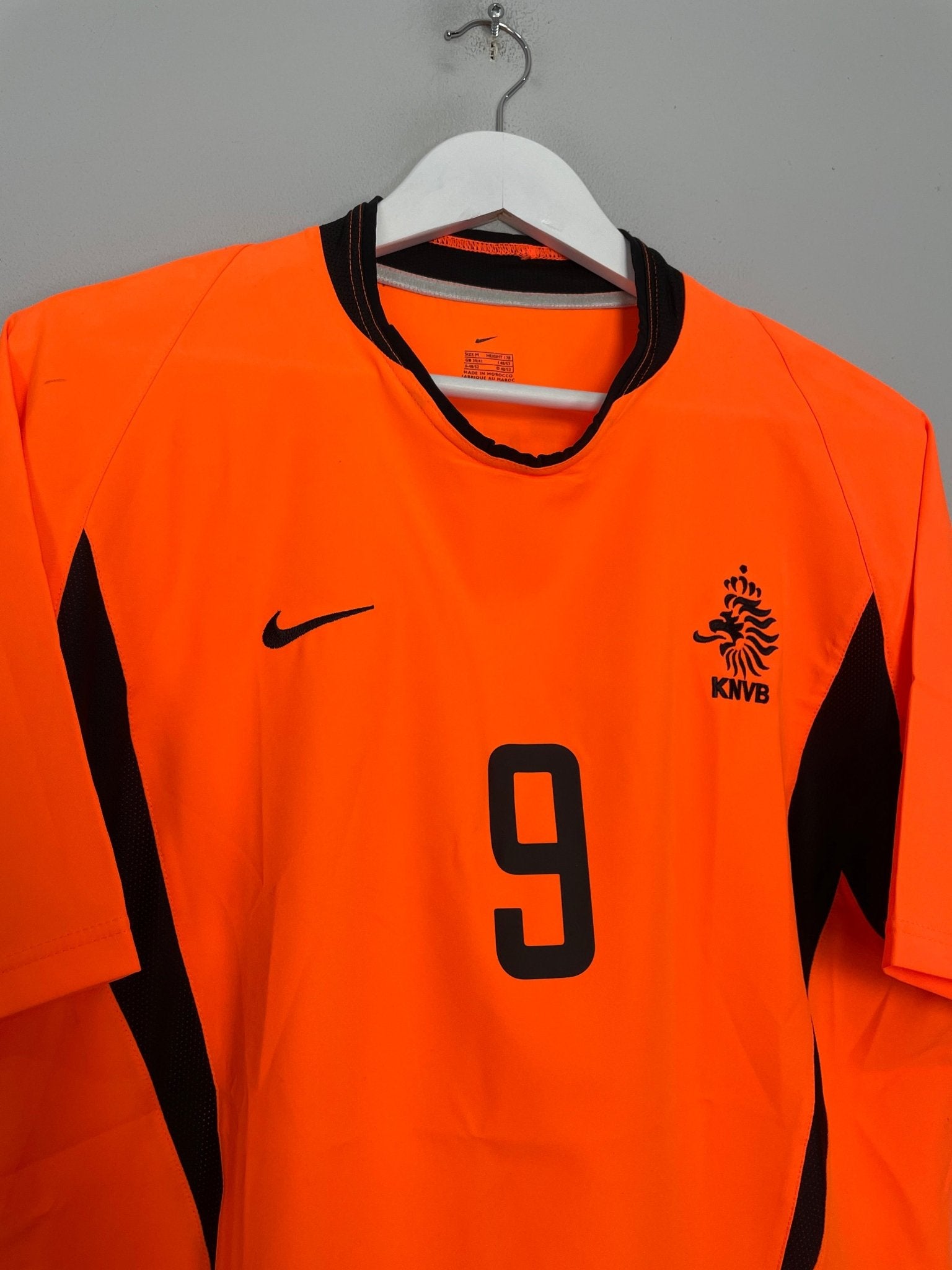 Shop 2002/04 NETHERLANDS V.NISTELROOY #9 HOME SHIRT (M) NIKE, classic football shirts, vintage football shirts & retro soccer jerseys at Cult Kits