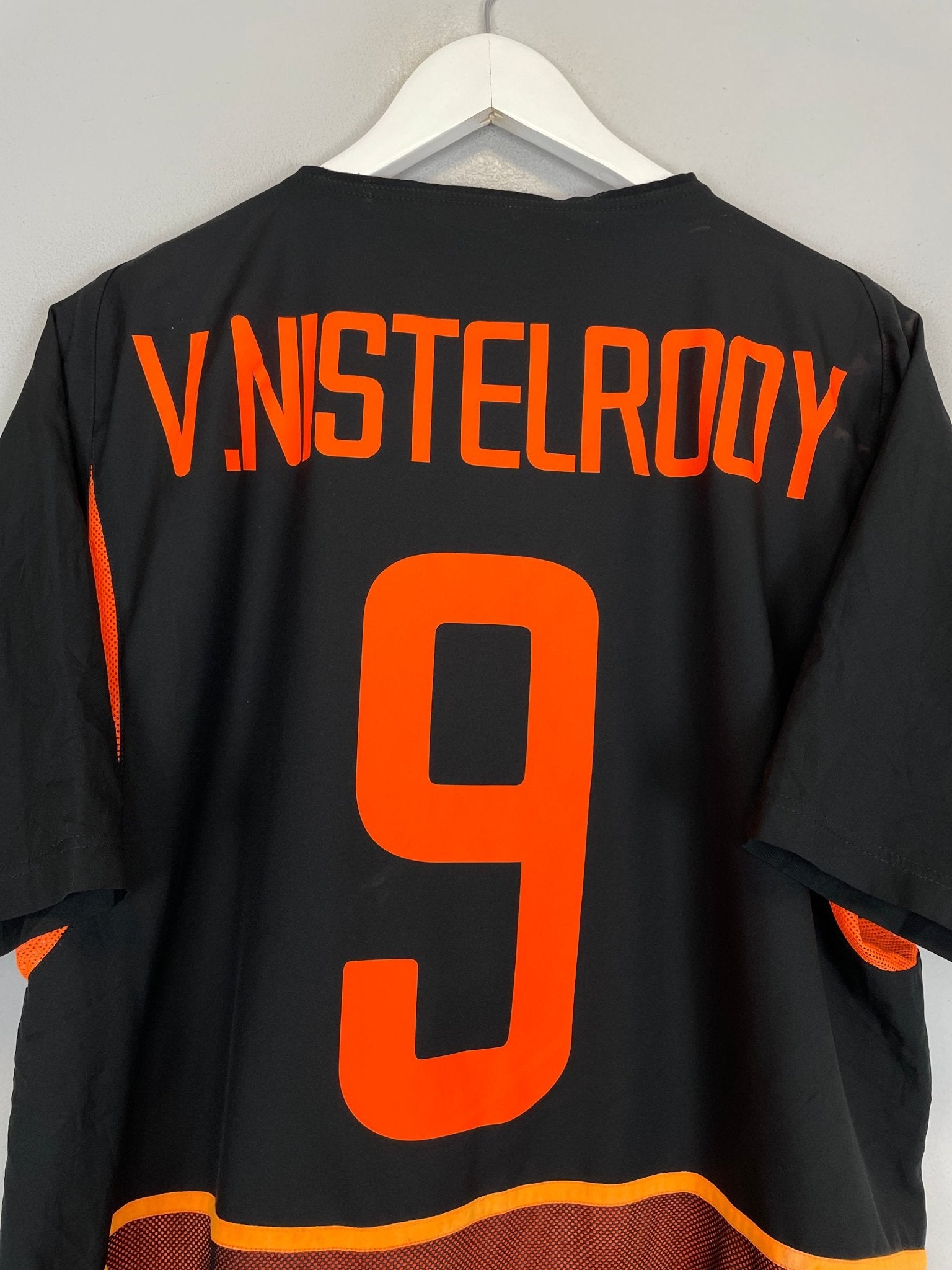 Shop 2002/04 NETHERLANDS V.NISTELROOY #9 *PLAYER ISSUE* AWAY SHIRT (L) NIKE, classic football shirts, vintage football shirts & retro soccer jerseys at Cult Kits