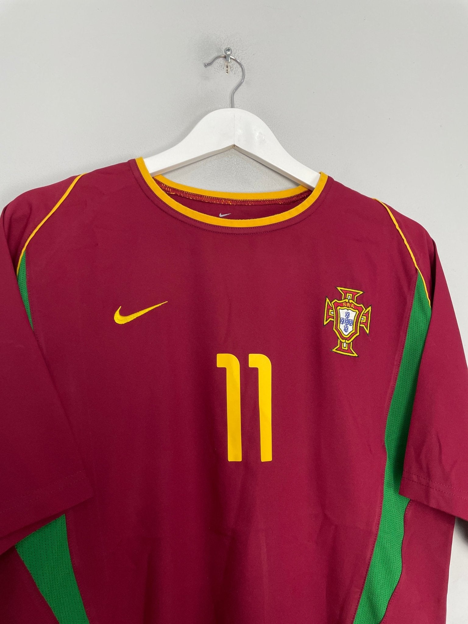 Shop 2002/04 PORTUGAL C.RONALDO #11 HOME SHIRT (M) NIKE, classic football shirts, vintage football shirts & retro soccer jerseys at Cult Kits