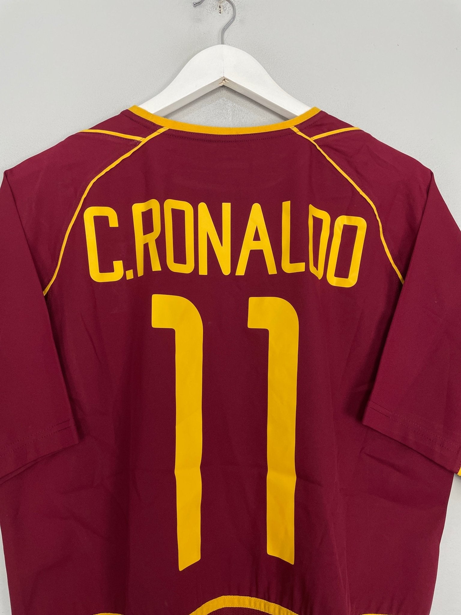 Shop 2002/04 PORTUGAL C.RONALDO #11 HOME SHIRT (M) NIKE, classic football shirts, vintage football shirts & retro soccer jerseys at Cult Kits