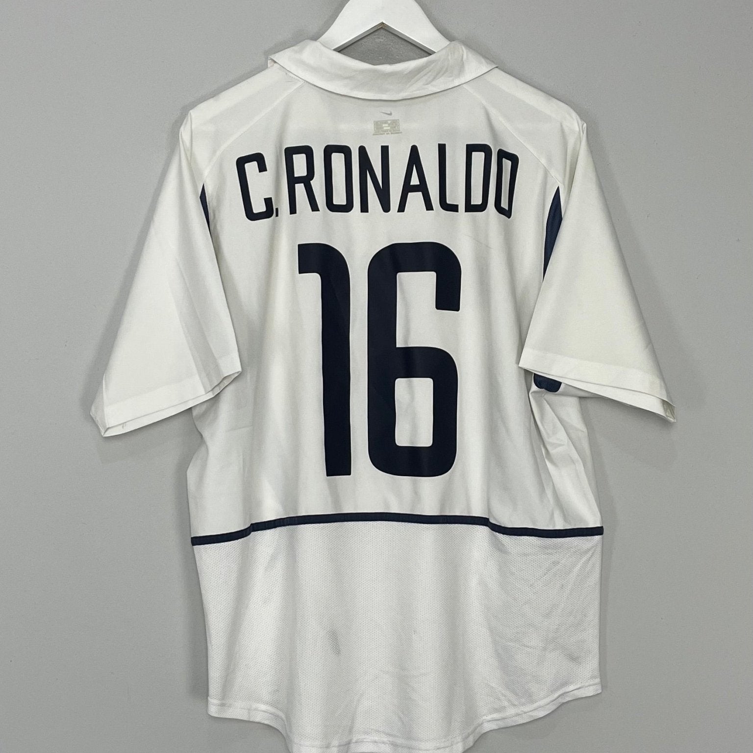 Shop 2002/04 PORTUGAL C.RONALDO #16 AWAY SHIRT (L) NIKE, classic football shirts, vintage football shirts & retro soccer jerseys at Cult Kits