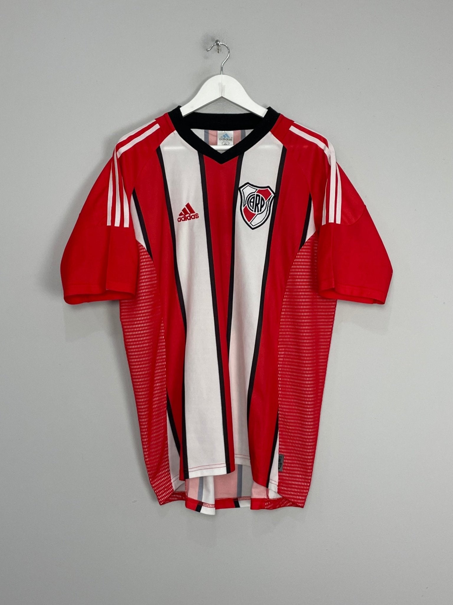 Shop 2002/04 RIVER PLATE #7 HOME SHIRT (L) ADIDAS, classic football shirts, vintage football shirts & retro soccer jerseys at Cult Kits