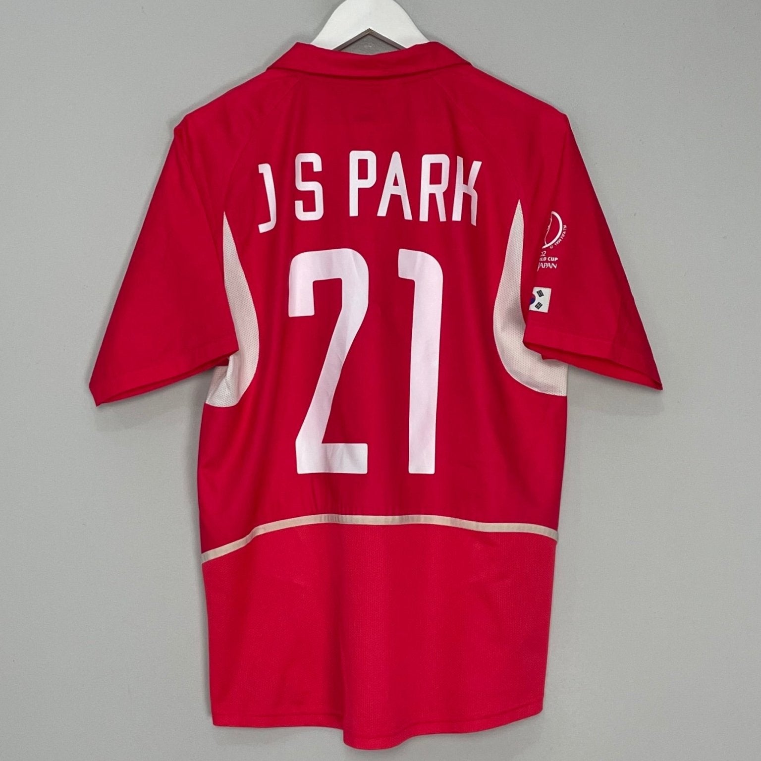 Shop 2002/04 SOUTH KOREA J.S PARK #21 HOME SHIRT (L) NIKE, classic football shirts, vintage football shirts & retro soccer jerseys at Cult Kits