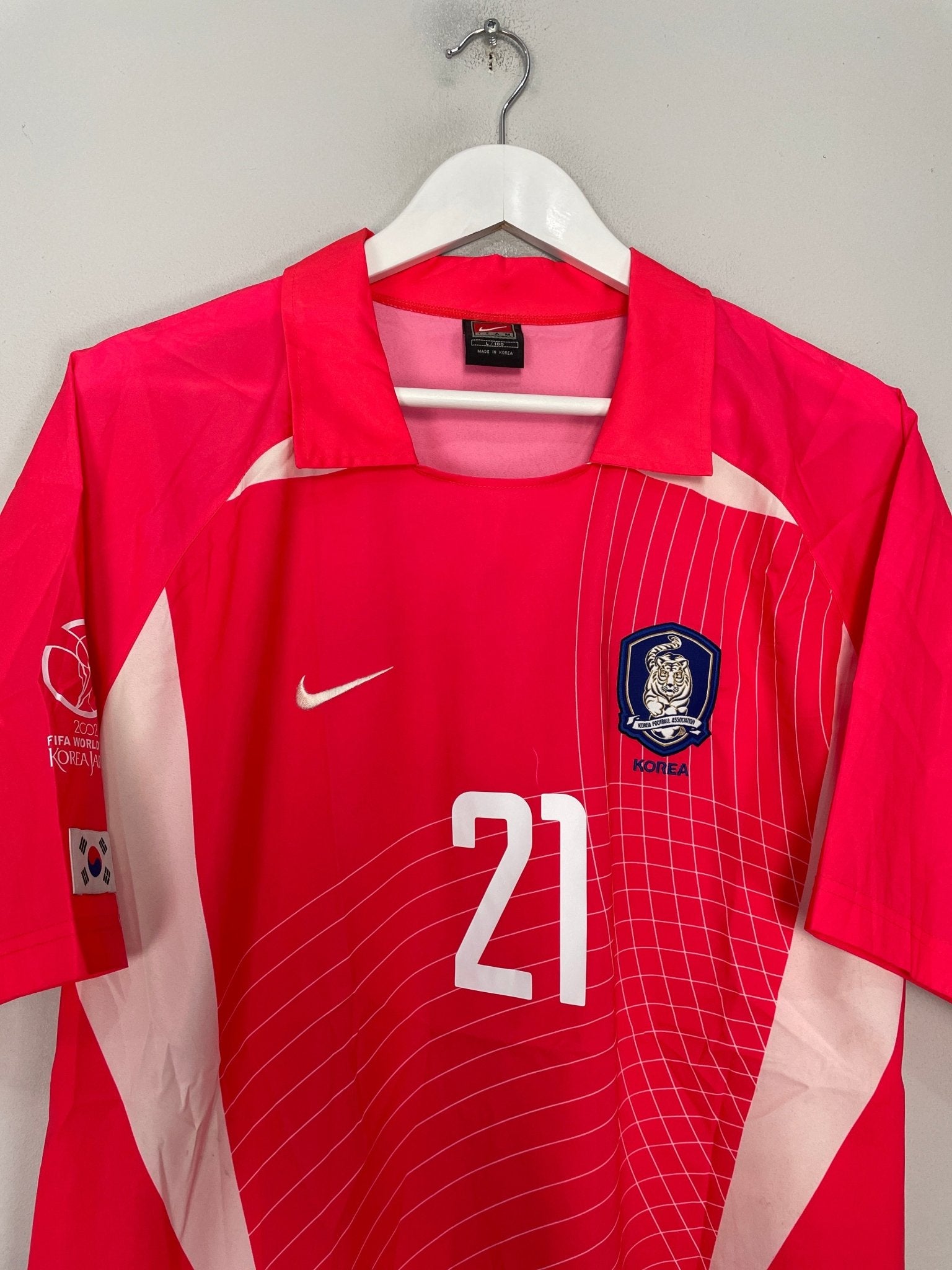 Shop 2002/04 SOUTH KOREA J.S PARK #21 HOME SHIRT (L) NIKE, classic football shirts, vintage football shirts & retro soccer jerseys at Cult Kits