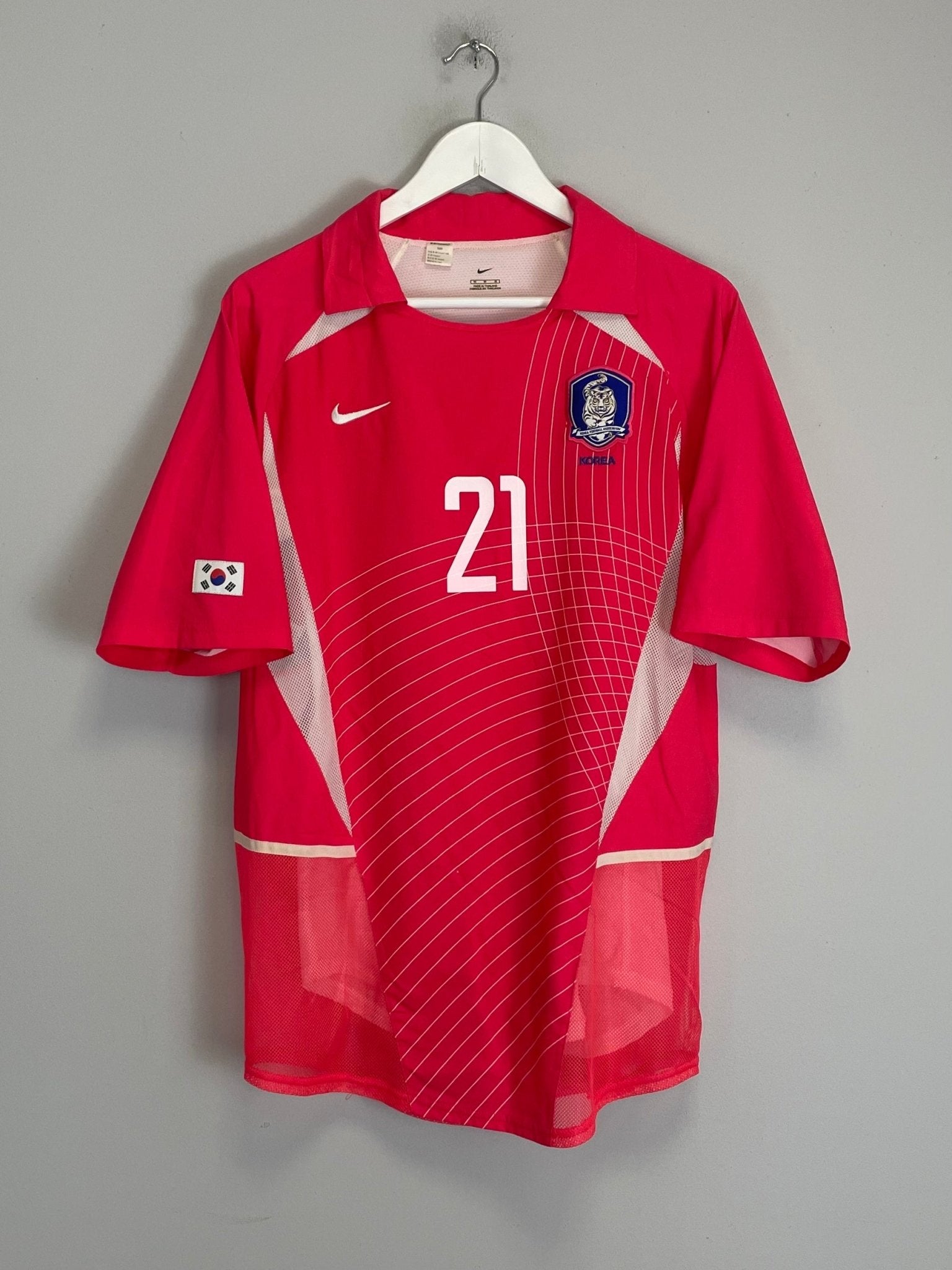 Shop 2002/04 SOUTH KOREA JS PARK #21 *PLAYER ISSUE* HOME SHIRT (M) NIKE, classic football shirts, vintage football shirts & retro soccer jerseys at Cult Kits