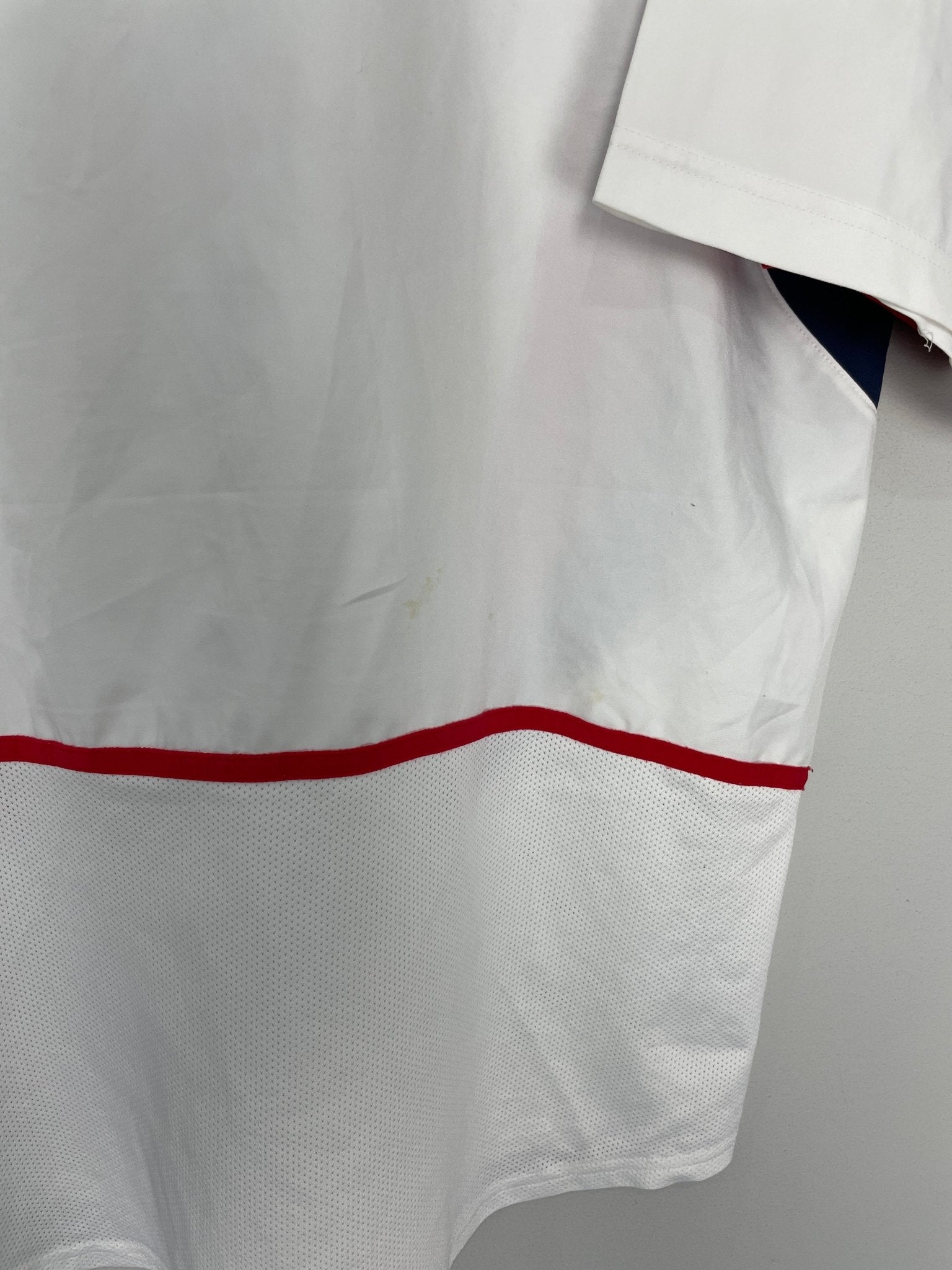 Shop 2002/04 USA HOME SHIRT (XL) NIKE, classic football shirts, vintage football shirts & retro soccer jerseys at Cult Kits