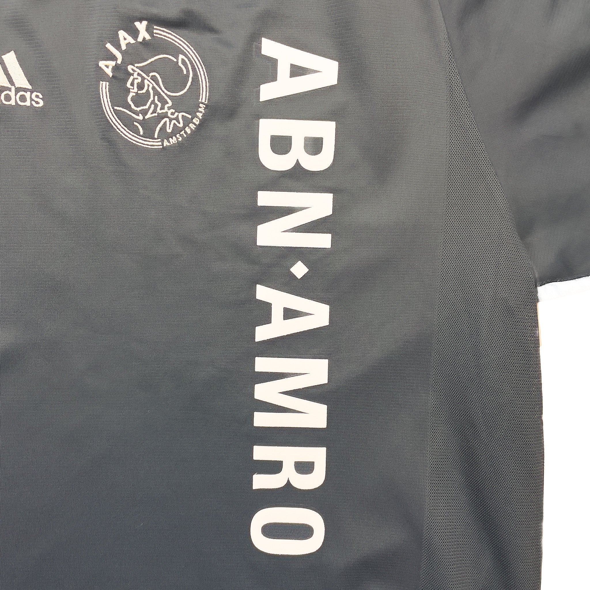 Buy 2003/04 Ajax Ibrahimovic 9 Away Shirt (L) Adidas ~ Free worldwide shipping available ~ Authentic Vintage Football Shirts from Cult Kits