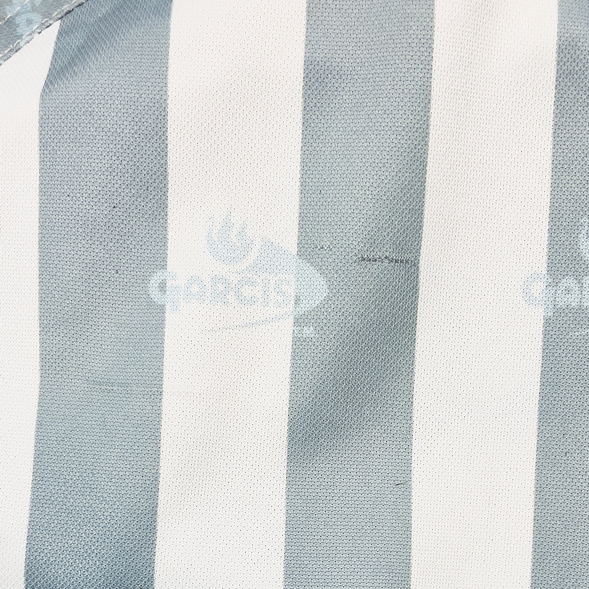 Buy 2003/04 Atlante Away Shirt (L) Garcis ~ Free worldwide shipping available ~ Authentic Vintage Football Shirts from Cult Kits