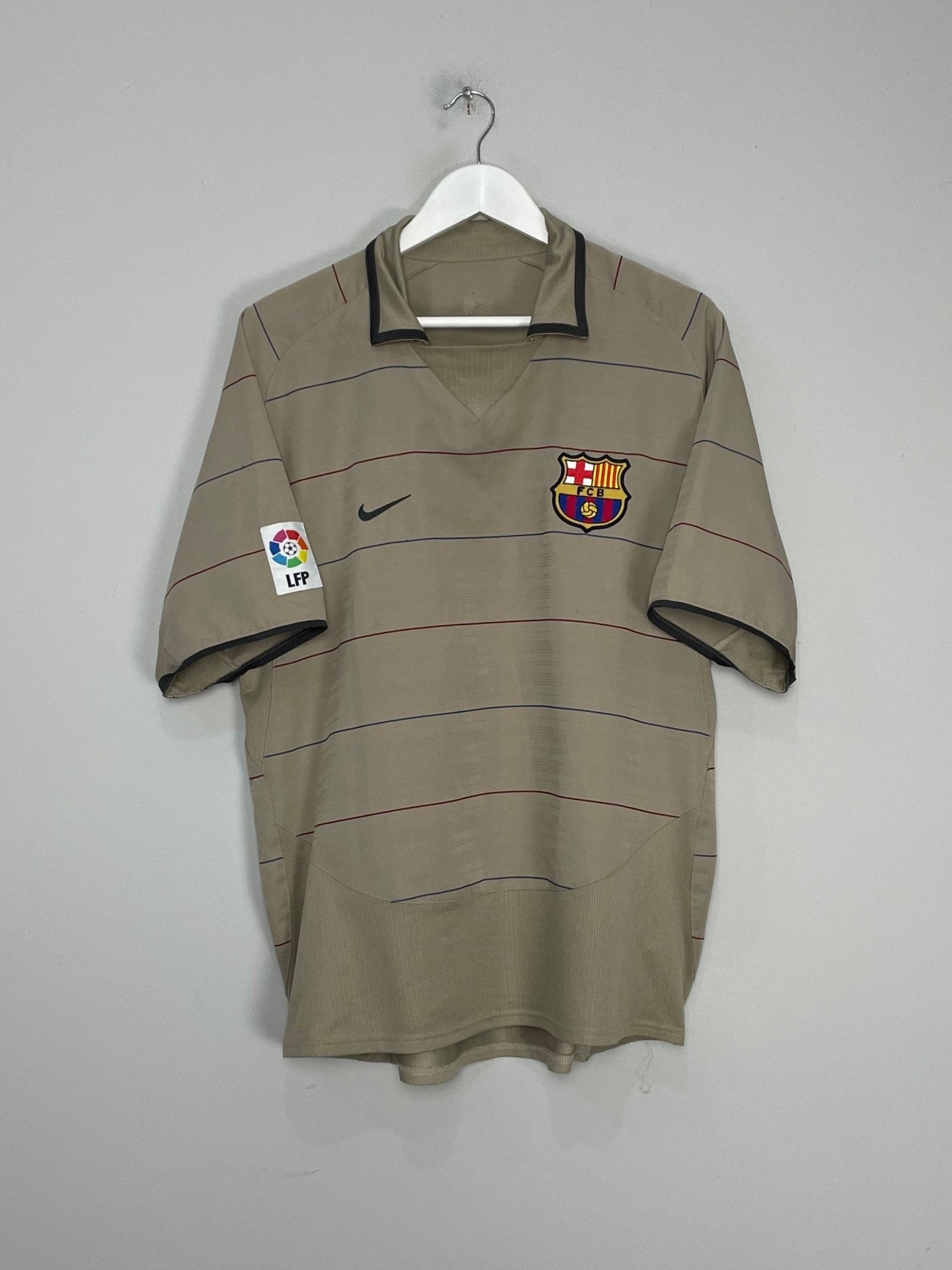 Shop 2003/04 BARCELONA RONALDINHO #10 AWAY SHIRT (L) NIKE, classic football shirts, vintage football shirts & retro soccer jerseys at Cult Kits