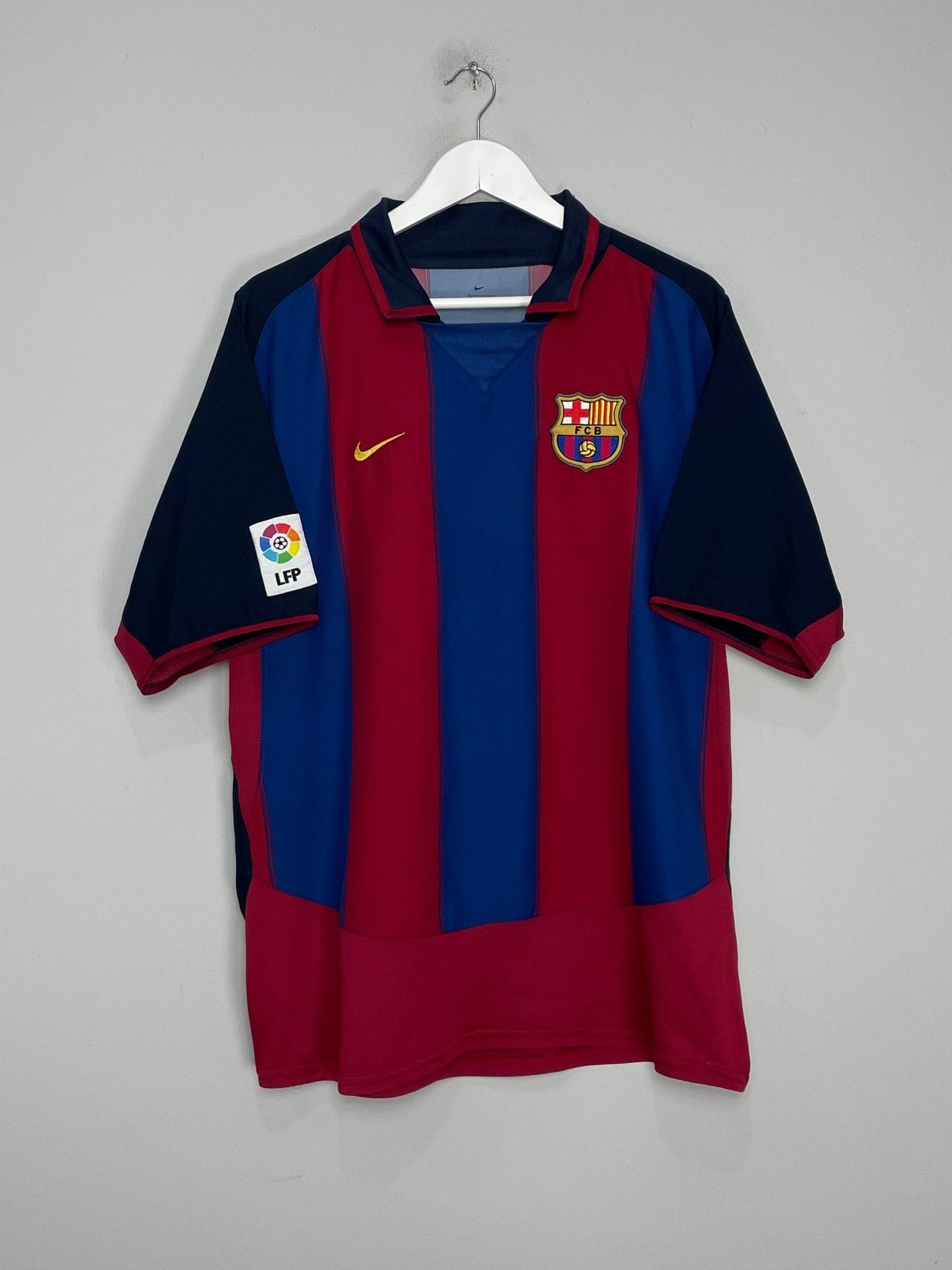 Shop 2003/04 BARCELONA RONALDINHO #10 HOME SHIRT (XL) NIKE, classic football shirts, vintage football shirts & retro soccer jerseys at Cult Kits