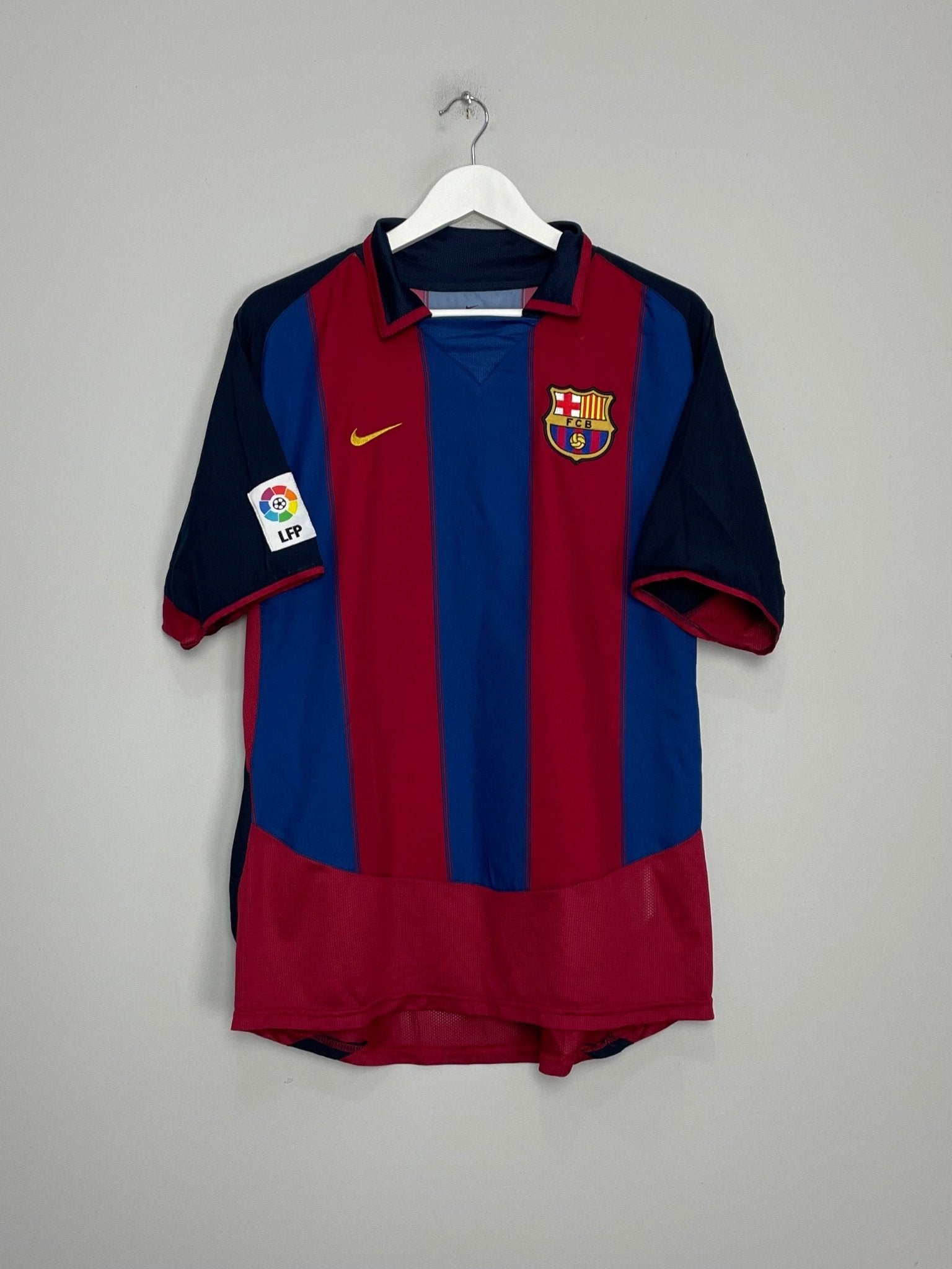 Shop 2003/04 BARCELONA RONALDINHO #80 HOME SHIRT (L) NIKE, classic football shirts, vintage football shirts & retro soccer jerseys at Cult Kits