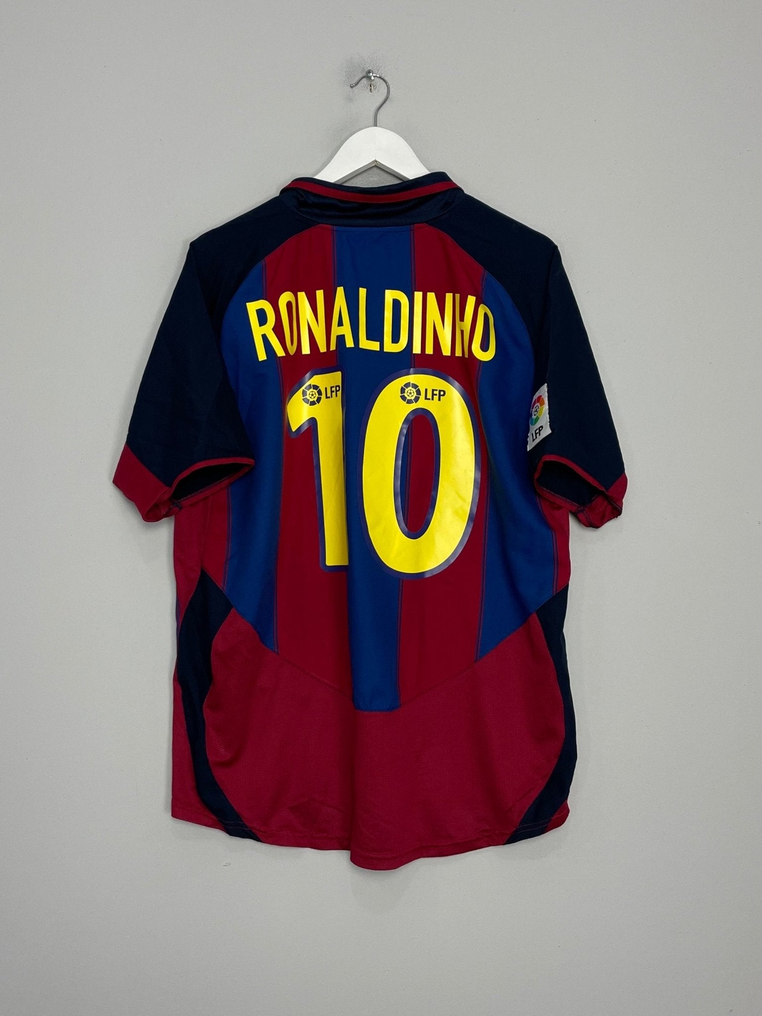 Shop 2003/04 BARCELONA RONALDINHO #80 HOME SHIRT (L) NIKE, classic football shirts, vintage football shirts & retro soccer jerseys at Cult Kits