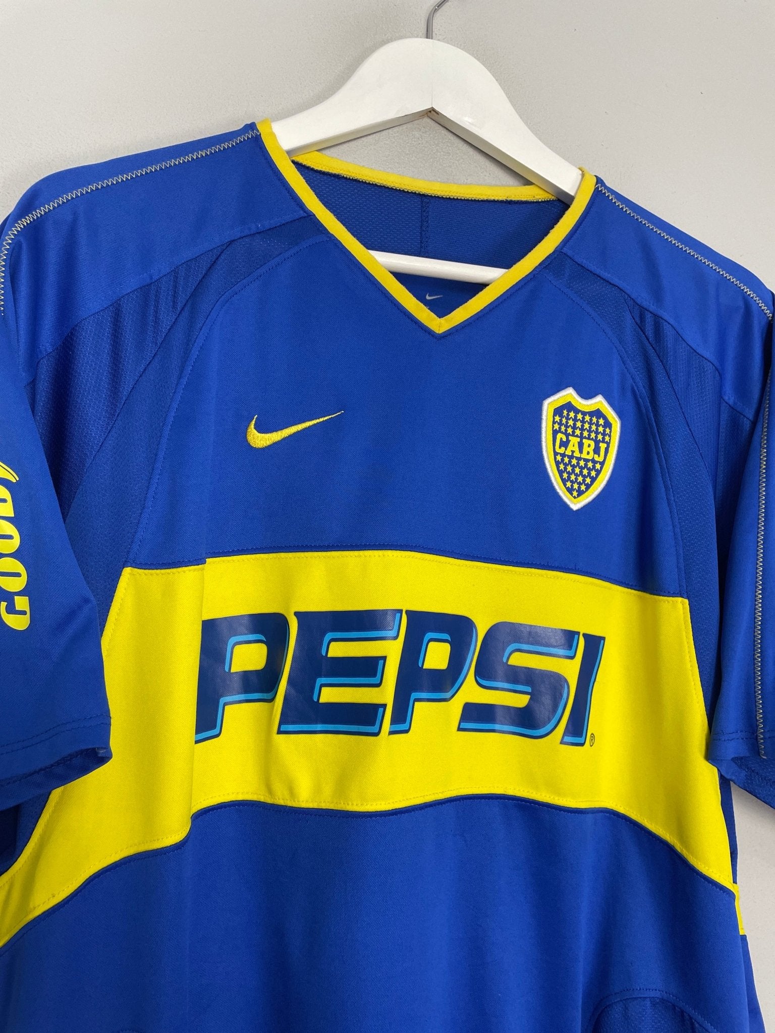 Shop 2003/04 BOCA JUNIORS HOME SHIRT (XL) NIKE, classic football shirts, vintage football shirts & retro soccer jerseys at Cult Kits