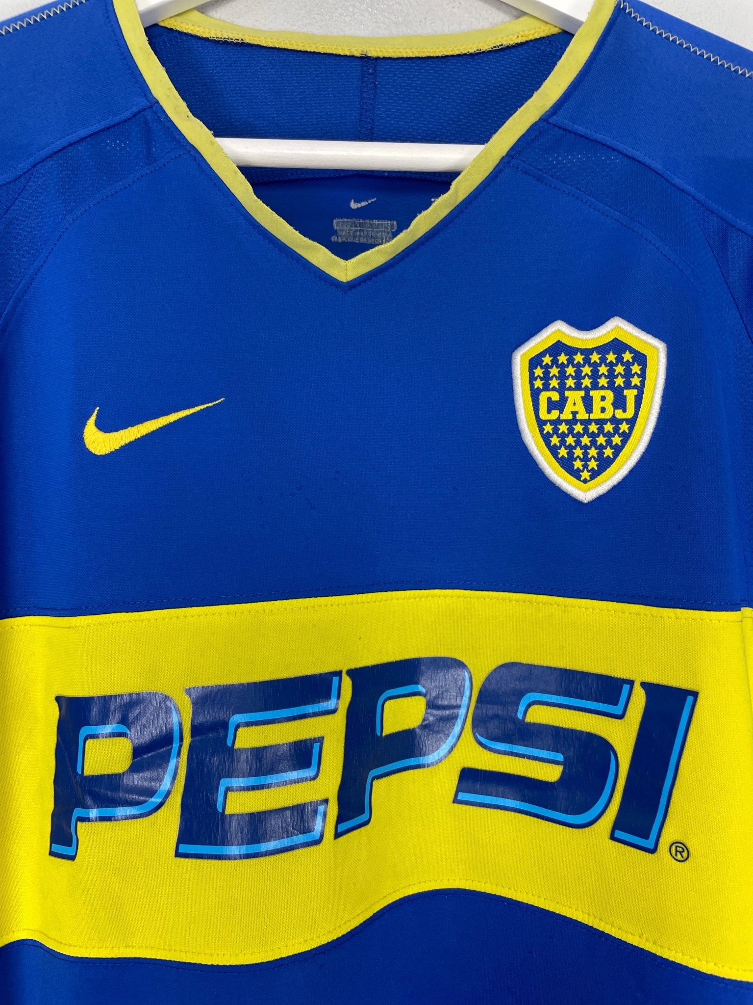 Shop 2003/04 BOCA JUNIORS TEVEZ #11 HOME SHIRT (L) NIKE, classic football shirts, vintage football shirts & retro soccer jerseys at Cult Kits