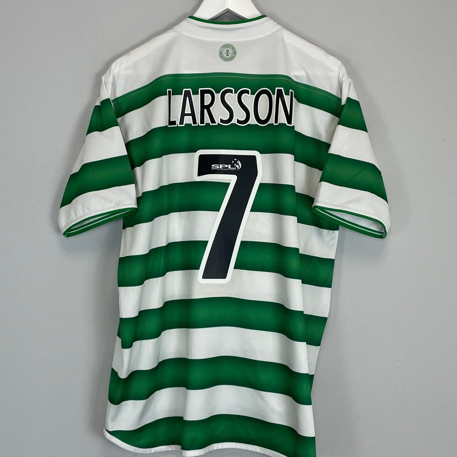 Shop 2003/04 CELTIC LARSSON #7 HOME SHIRT (L) UMBRO, classic football shirts, vintage football shirts & retro soccer jerseys at Cult Kits