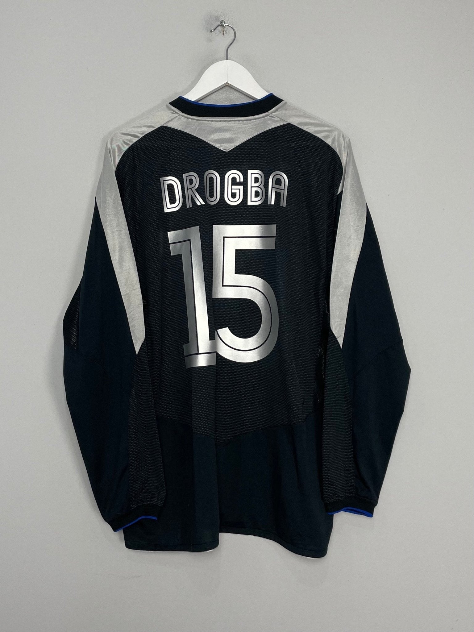 Shop 2003/04 CHELSEA DROGBA #15 L/S THIRD SHIRT (XXL) UMBRO, classic football shirts, vintage football shirts & retro soccer jerseys at Cult Kits