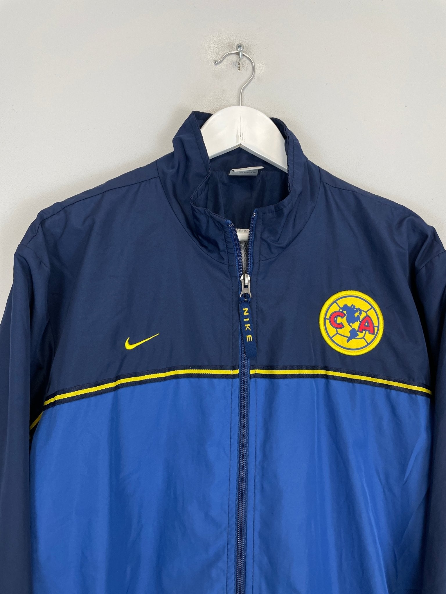 Shop 2003/04 CLUB AMERICA TRACK JACKET (L) NIKE, classic football shirts, vintage football shirts & retro soccer jerseys at Cult Kits