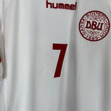 Shop 2003/04 DENMARK GRAVESON #7 AWAY SHIRT (M) HUMMEL, classic football shirts, vintage football shirts & retro soccer jerseys at Cult Kits