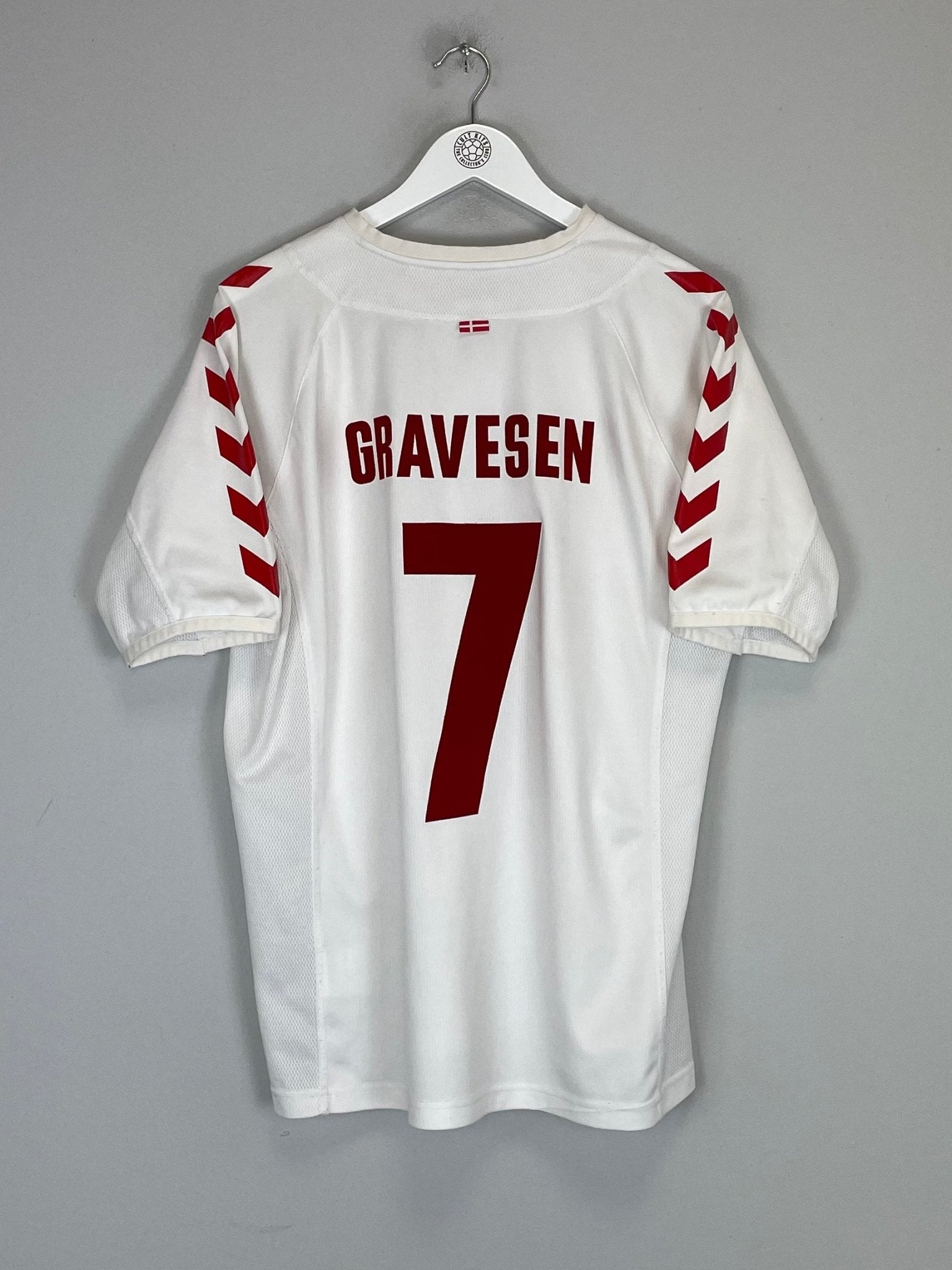 Shop 2003/04 DENMARK GRAVESON #7 AWAY SHIRT (M) HUMMEL, classic football shirts, vintage football shirts & retro soccer jerseys at Cult Kits
