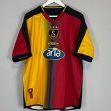 Shop 2003/04 GALATASARAY H.SUKER #10 HOME SHIRT (XL) UMBRO, classic football shirts, vintage football shirts & retro soccer jerseys at Cult Kits