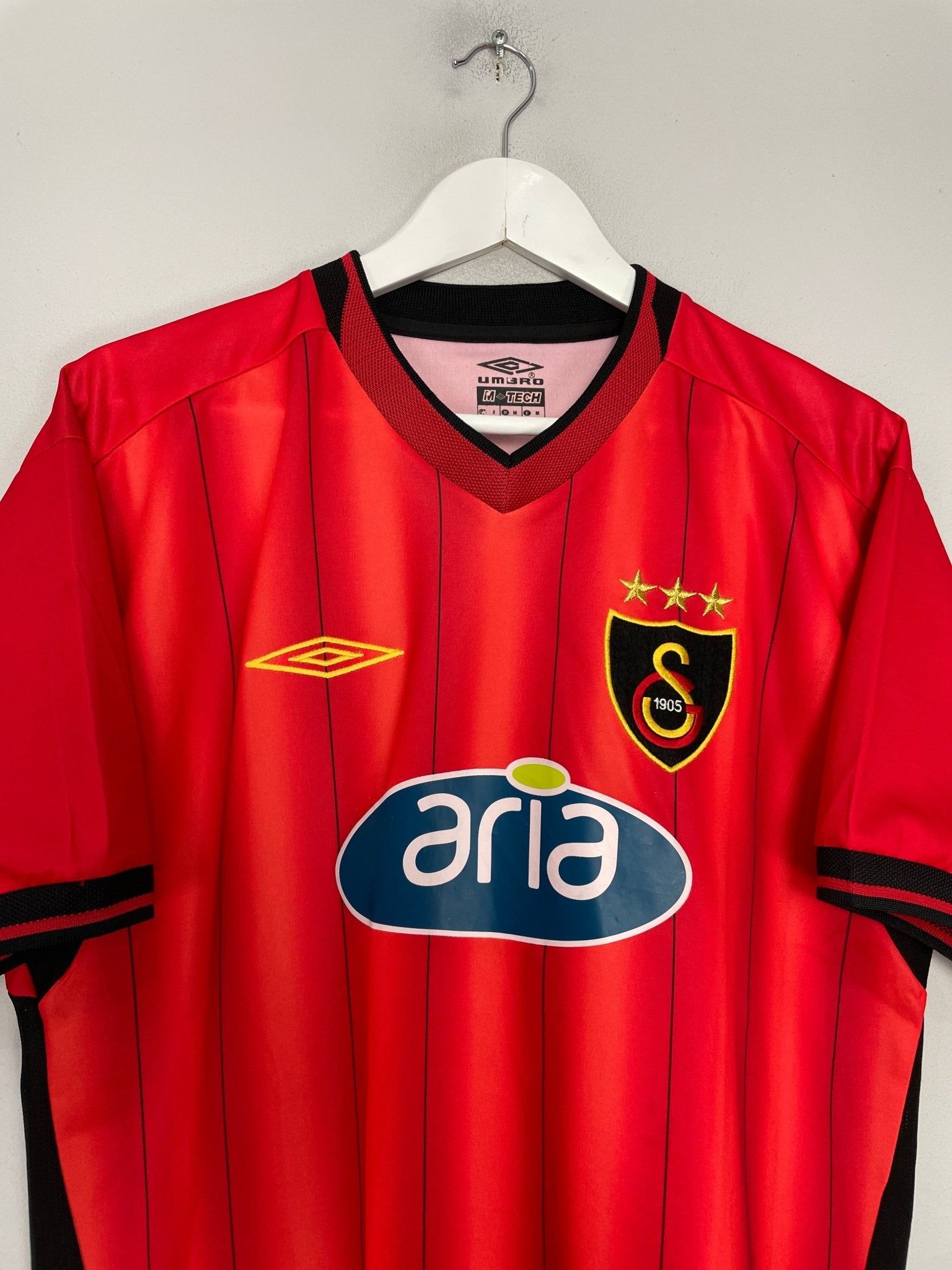 Shop 2003/04 GALATASARAY THIRD SHIRT (M) UMBRO, classic football shirts, vintage football shirts & retro soccer jerseys at Cult Kits