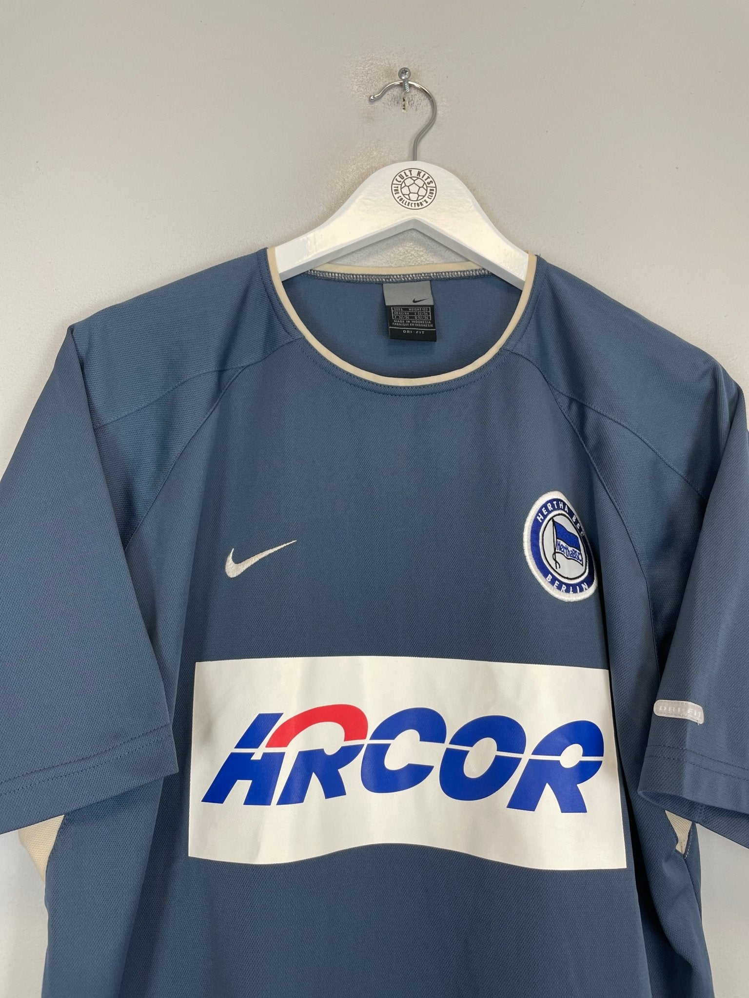 Shop 2003/04 HERTHA BERLIN AWAY SHIRT (L) NIKE, classic football shirts, vintage football shirts & retro soccer jerseys at Cult Kits