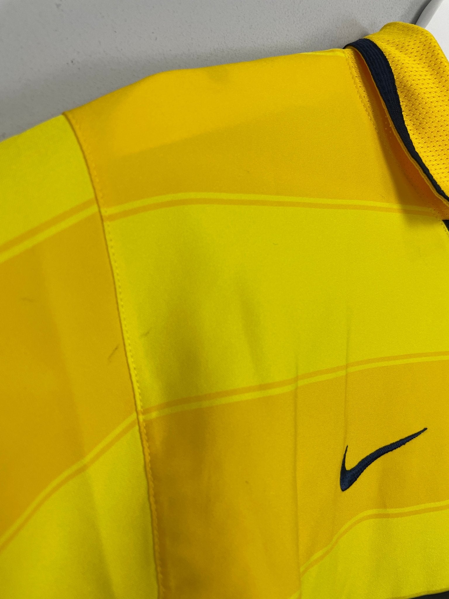 Shop 2003/04 INTER MILAN ADRIANO #10 AWAY SHIRT (M) NIKE, classic football shirts, vintage football shirts & retro soccer jerseys at Cult Kits