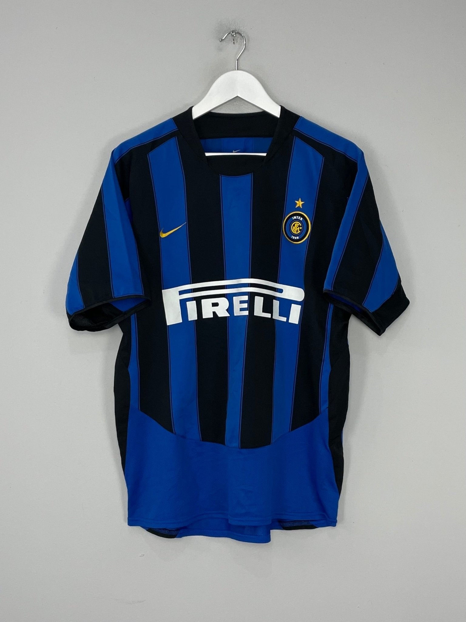 Shop 2003/04 INTER MILAN RECOBA #20 HOME SHIRT (M) NIKE, classic football shirts, vintage football shirts & retro soccer jerseys at Cult Kits