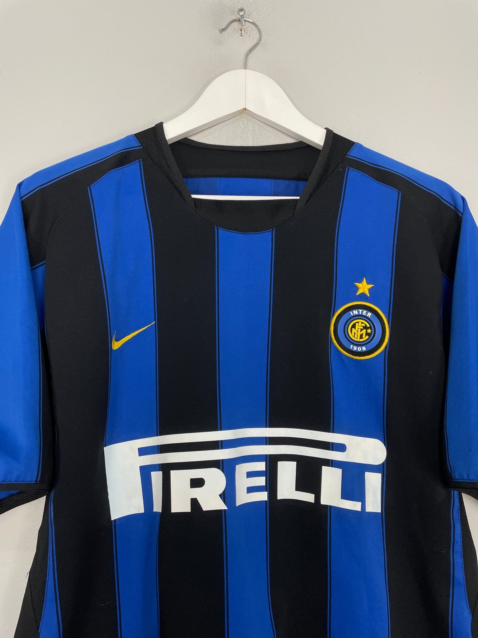 Shop 2003/04 INTER MILAN VIERI #32 HOME SHIRT (M) NIKE, classic football shirts, vintage football shirts & retro soccer jerseys at Cult Kits