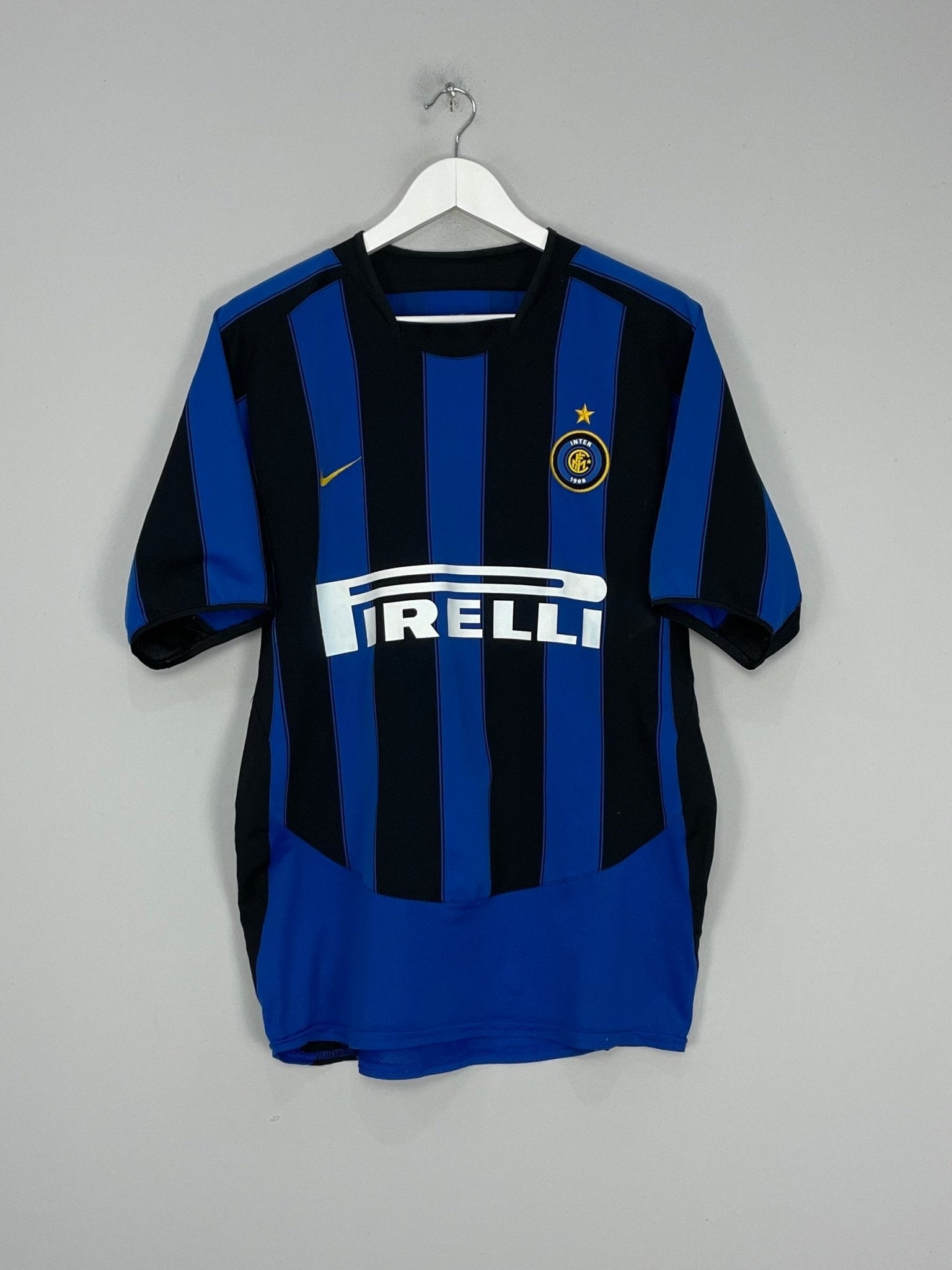 Shop 2003/04 INTER MILAN VIERI #32 HOME SHIRT (M) NIKE, classic football shirts, vintage football shirts & retro soccer jerseys at Cult Kits