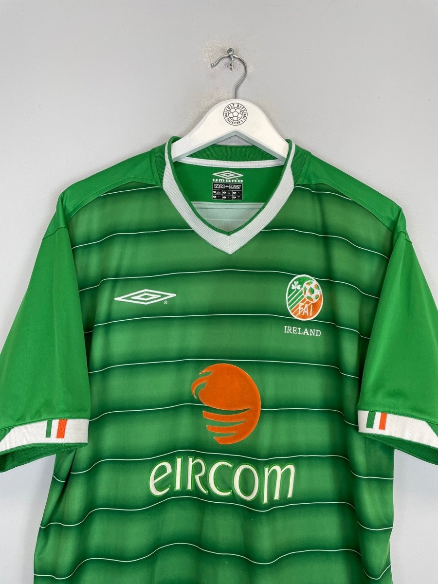2003/04 IRELAND HOME SHIRT (L) UMBRO - Cult Kits - Large - Buy Vintage Football Shirts, Authentic Retro Football Shirts For Sale, Classic Football Shirts & Soccer Jersey