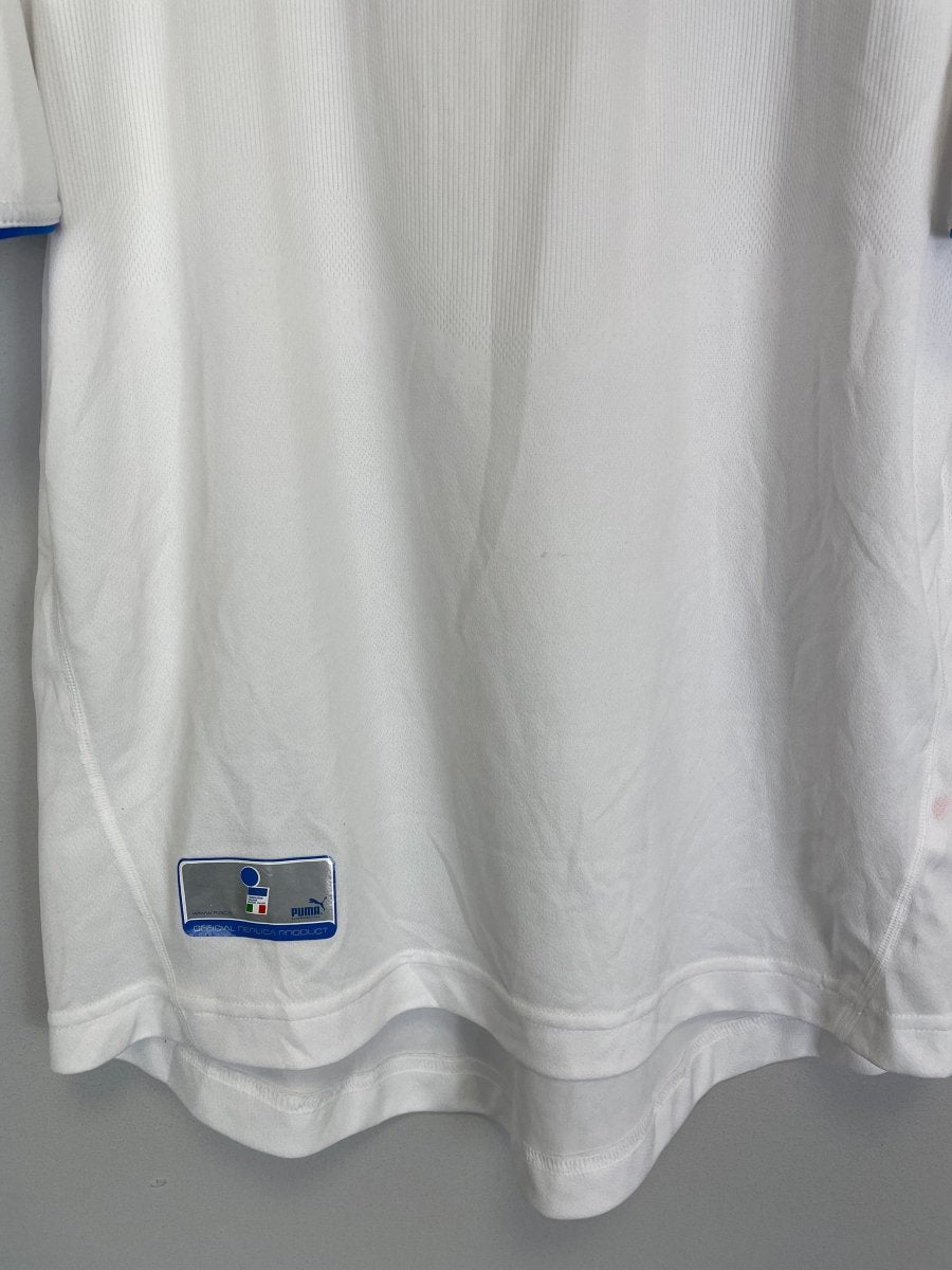 2003/04 ITALY AWAY SHIRT (XL) PUMA - Cult Kits - XL - Buy Vintage Football Shirts, Authentic Retro Football Shirts For Sale, Classic Football Shirts & Soccer Jersey