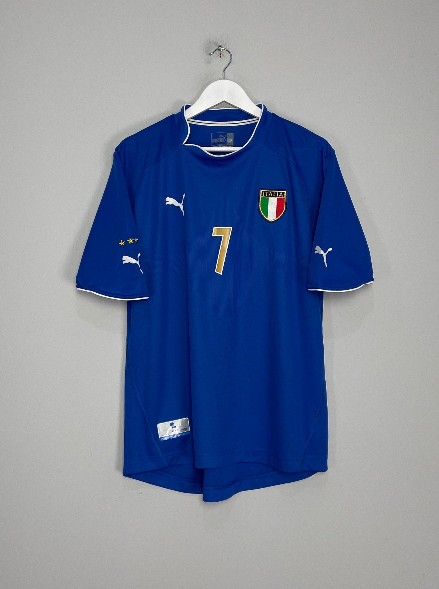 Shop 2003/04 ITALY DEL PIERO #10 HOME SHIRT (L) PUMA, classic football shirts, vintage football shirts & retro soccer jerseys at Cult Kits