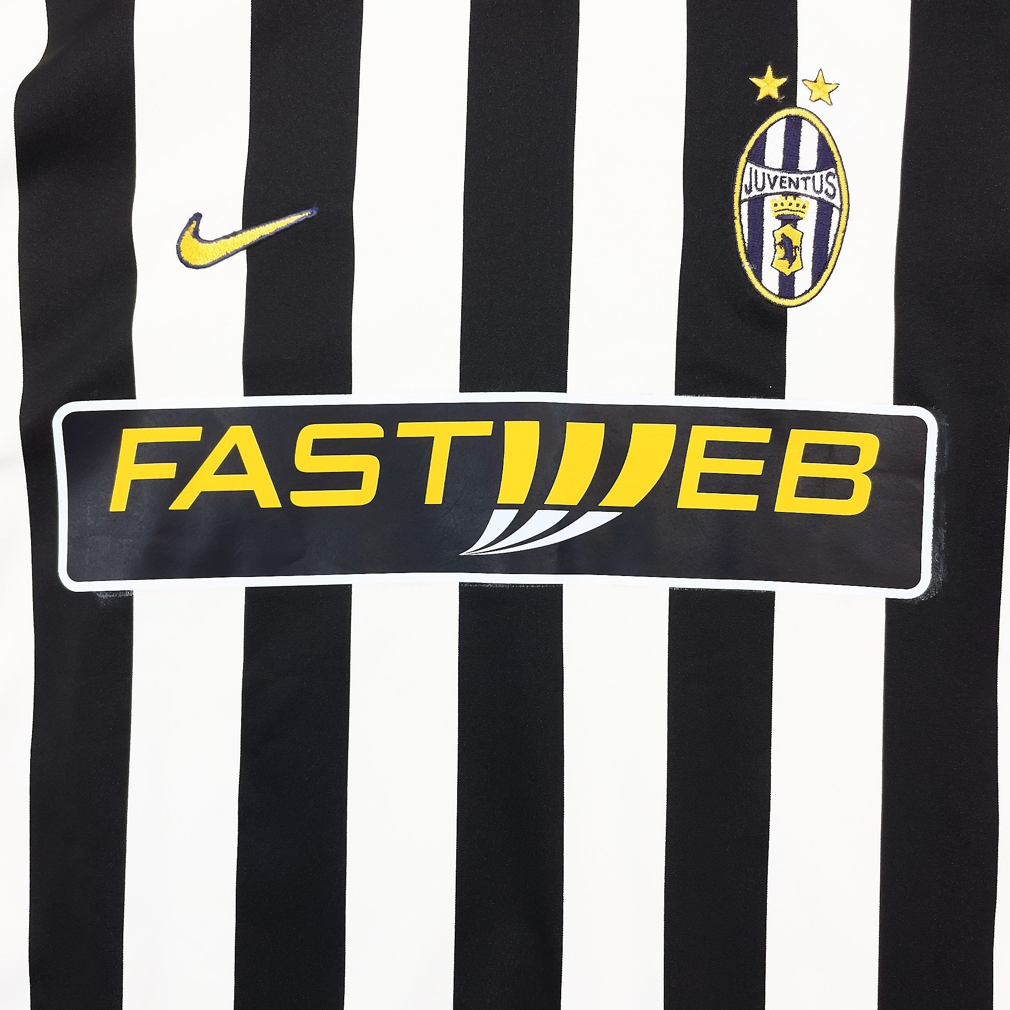 Buy 2003/04 Juventus Del Piero 10 Home Shirt (L) Nike ~ Free worldwide shipping available ~ Authentic Vintage Football Shirts from Cult Kits