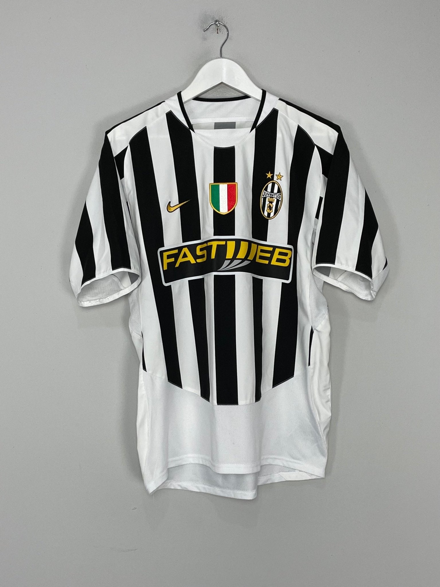 Shop 2003/04 JUVENTUS DEL PIERO #10 HOME SHIRT (M) NIKE, classic football shirts, vintage football shirts & retro soccer jerseys at Cult Kits