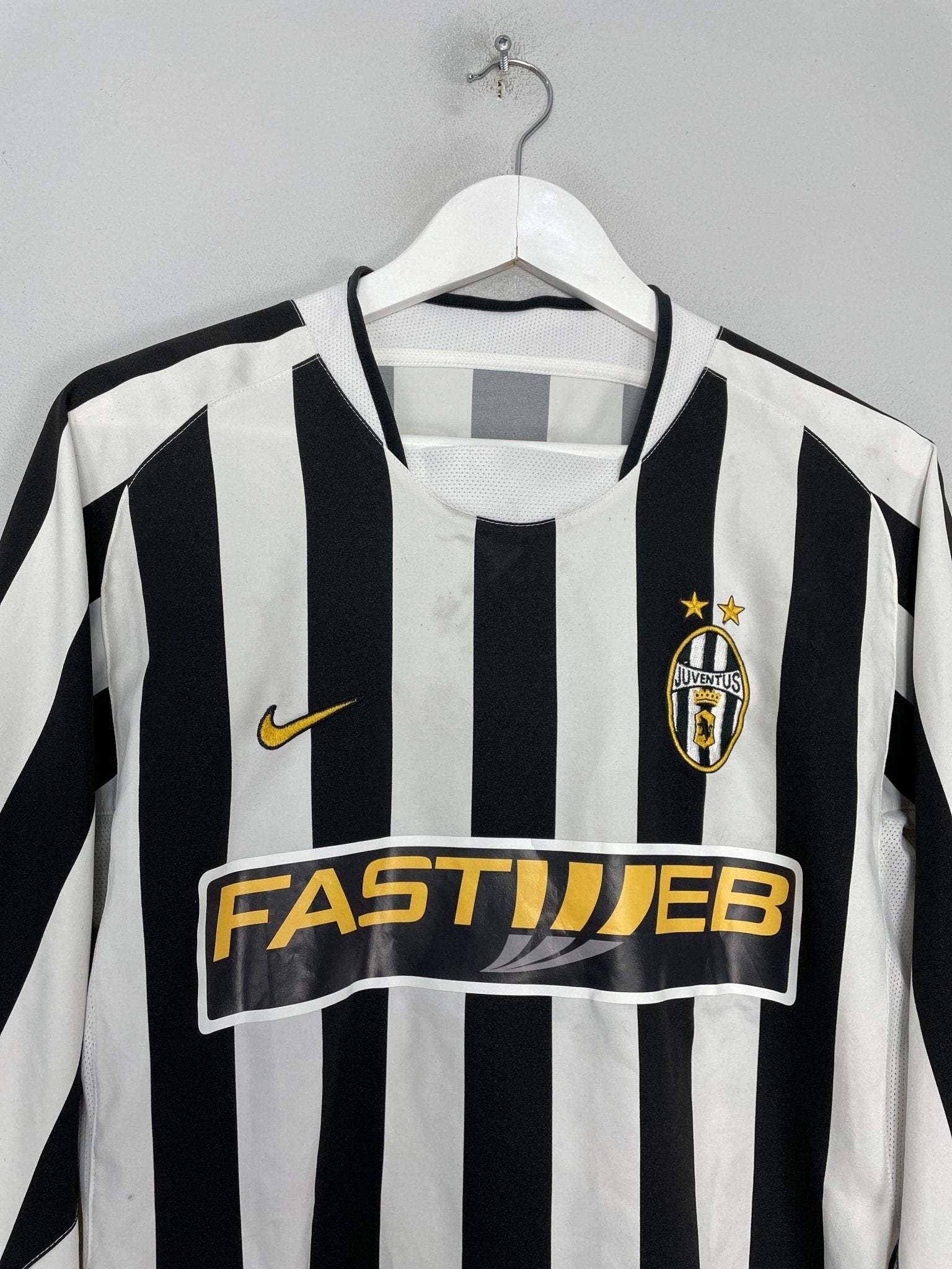 Shop 2003/04 JUVENTUS DEL PIERO #10 L/S HOME SHIRT (M) NIKE, classic football shirts, vintage football shirts & retro soccer jerseys at Cult Kits