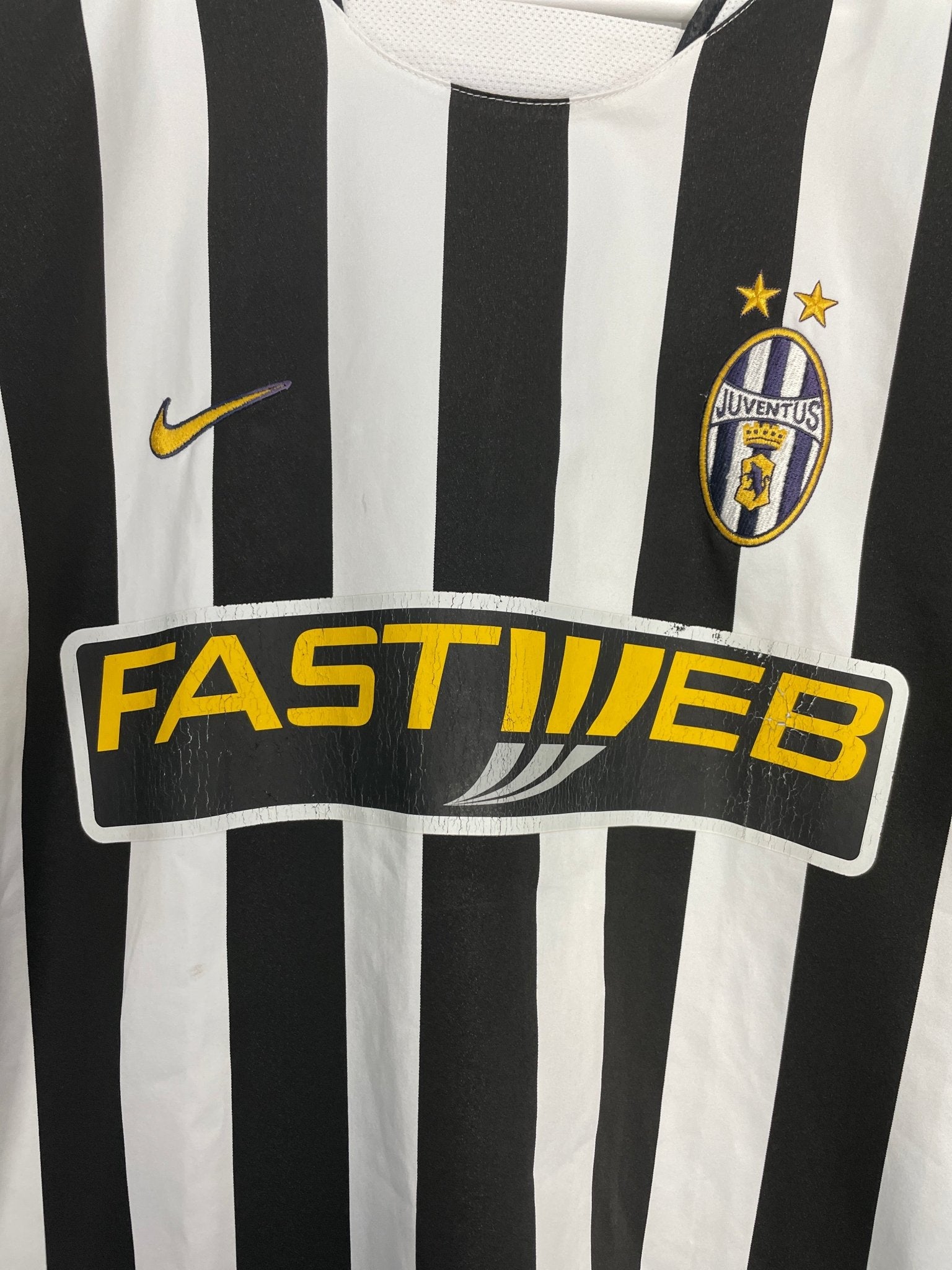 Shop 2003/04 JUVENTUS HOME SHIRT (L) NIKE, classic football shirts, vintage football shirts & retro soccer jerseys at Cult Kits