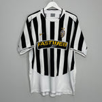Shop 2003/04 JUVENTUS HOME SHIRT (L) NIKE, classic football shirts, vintage football shirts & retro soccer jerseys at Cult Kits
