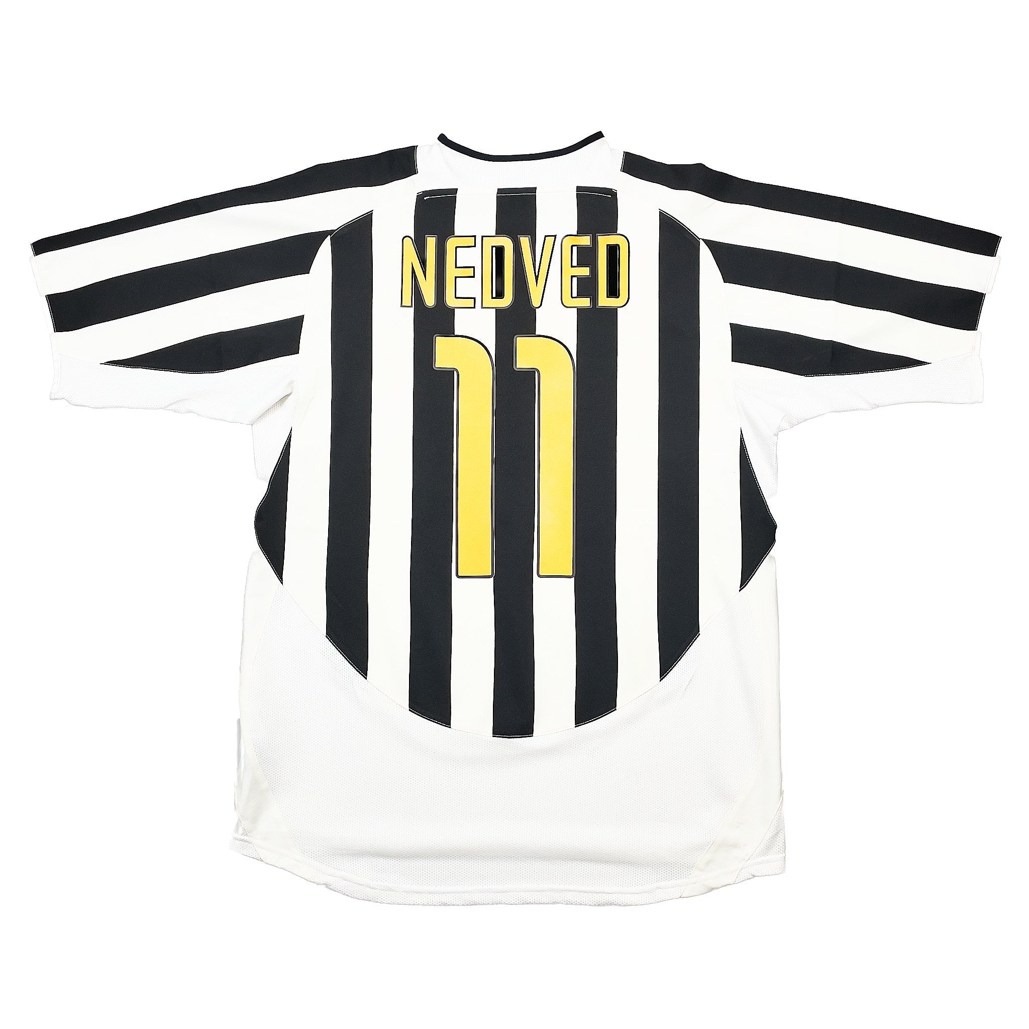 Buy 2003/04 Juventus Nedved 11 Home Shirt (M) Nike ~ Free worldwide shipping ~ Authentic Vintage Football Shirts from Cult Kits